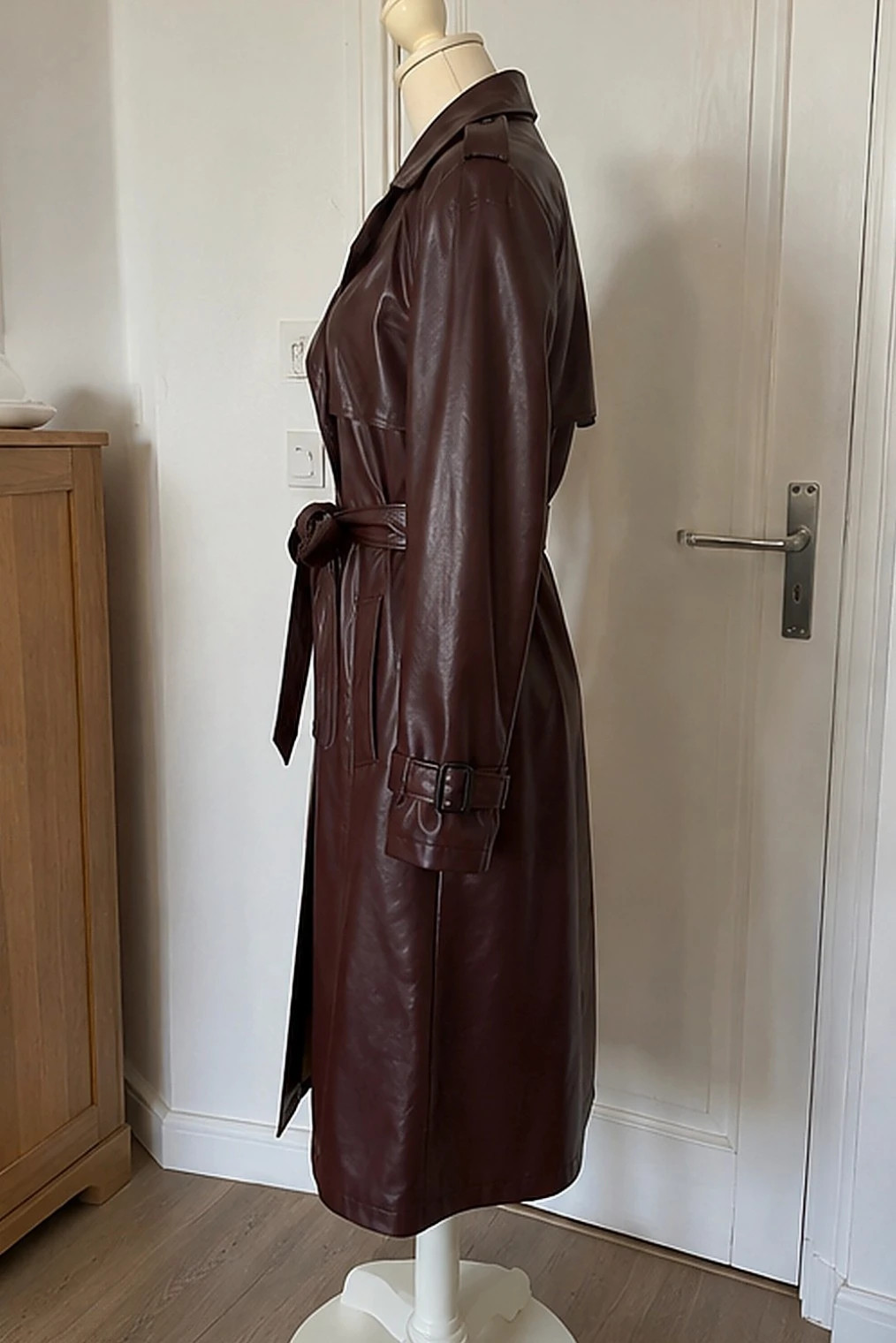 Trench long similicuir rouge foncé taille M – Vovra – taille M / 38 / 10 3