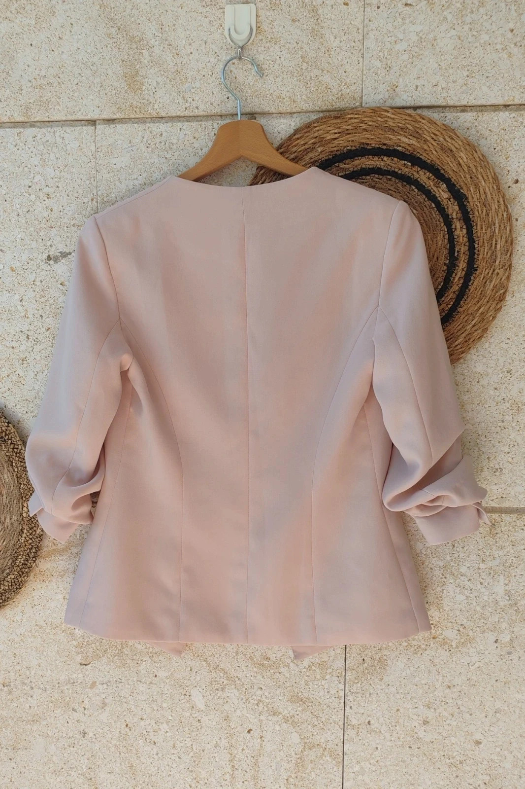 Blazer Fluida Rosa Amichi S / Veste Ample Rose Poudré Amichi / Pastel Pink Ruched Sleeve Blazer – Amichi – taille S / 36 / 8 2