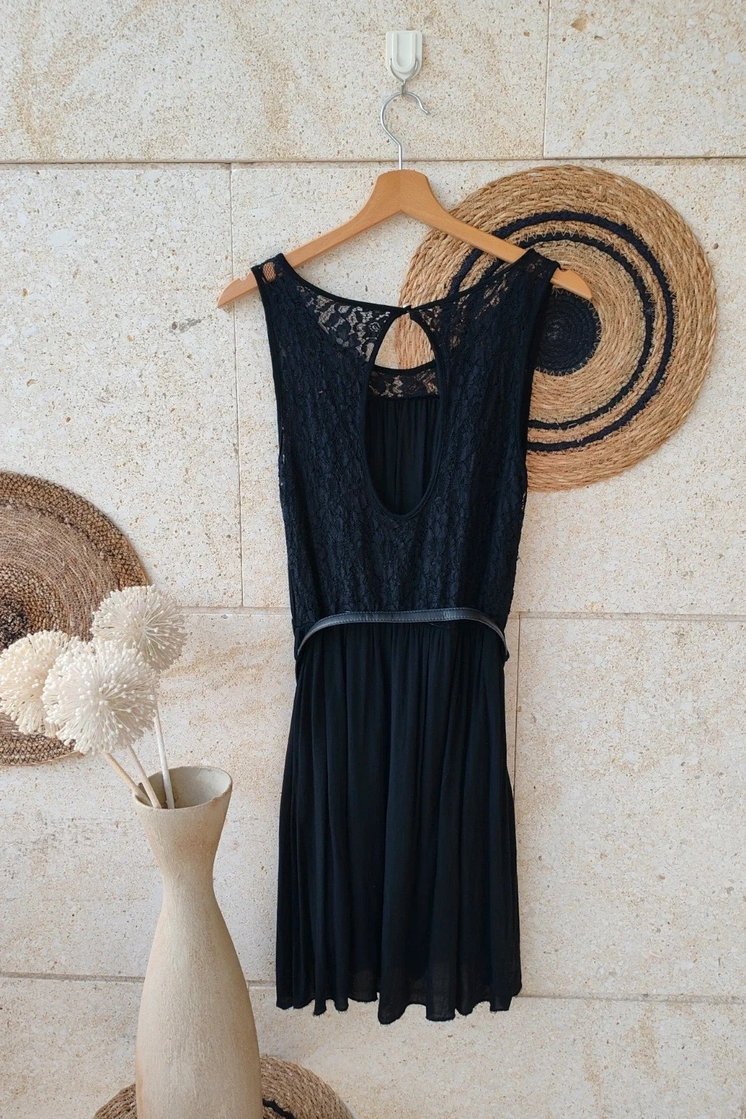 Vestido Negro Encaje Boutique M / Robe Noire Dentelle Chic / Black Lace Cocktail Dress M – taille M / 38 / 10