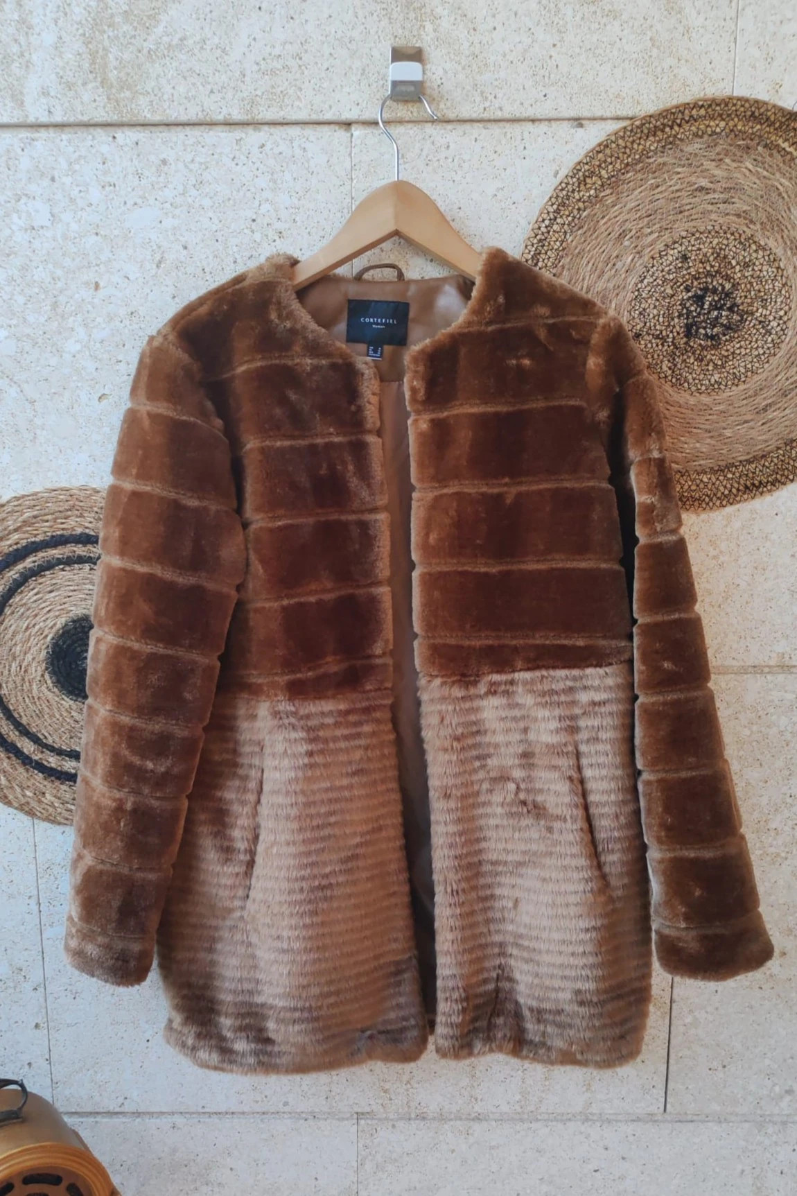 Manteau fausse fourrure Cortefiel M / Abrigo de pelo sintético Cortefiel M / Faux Fur Coat – Cortefiel – taille M / 38 / 10