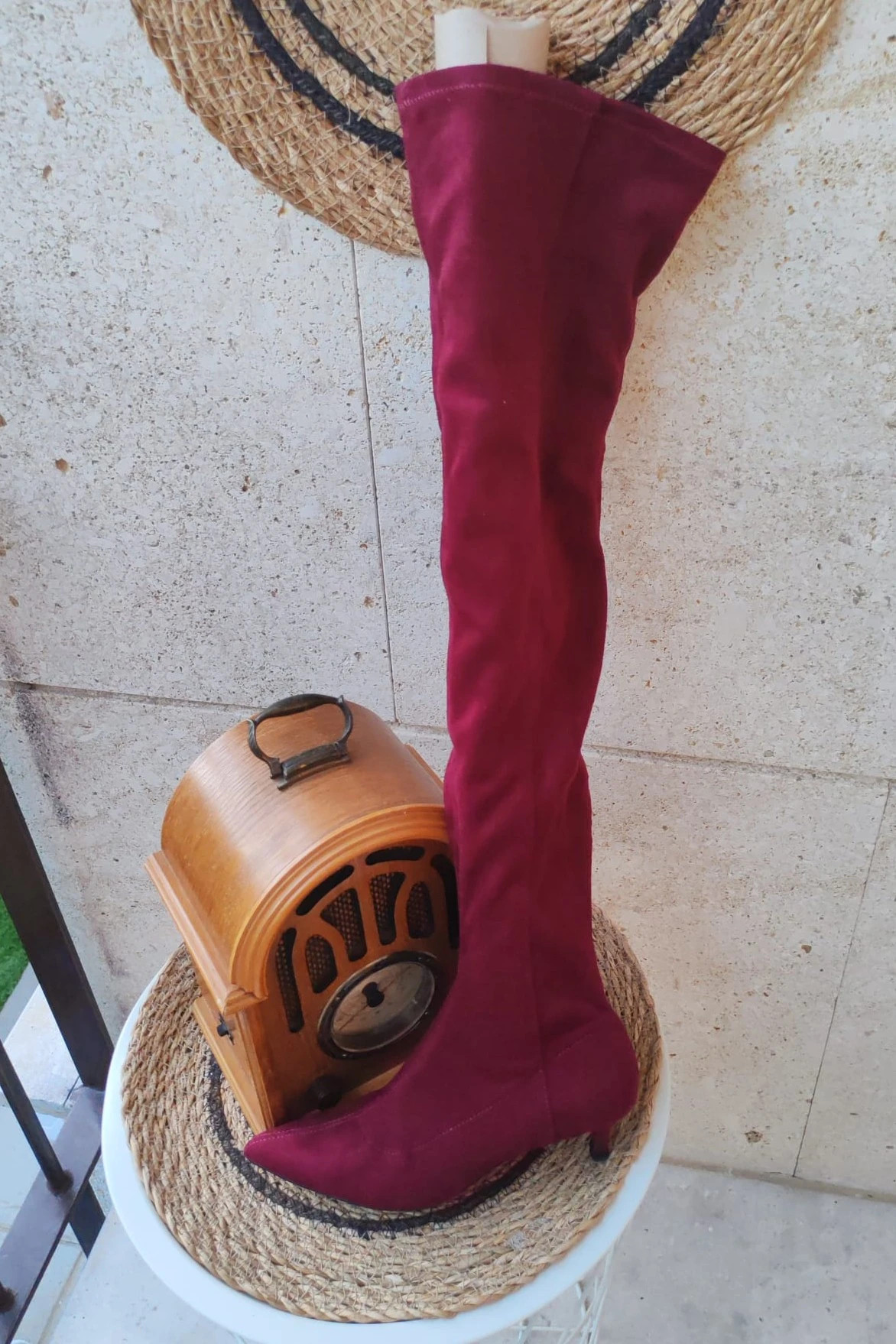 Cuissardes Zara 35 bordeaux / Botas altas sobre rodilla Zara 35 granate / Over the knee boots – Zara – taille 35