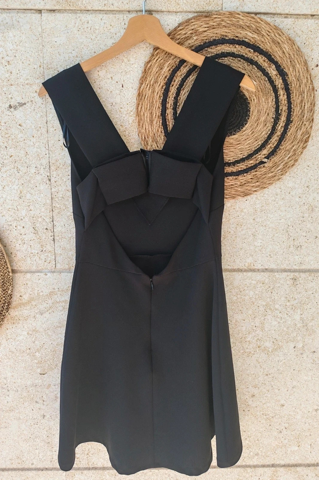 Vestido Negro Espalda Lazo Zara M / Robe Noire Dos Nu Zara / Black Scalloped Cocktail Dress M