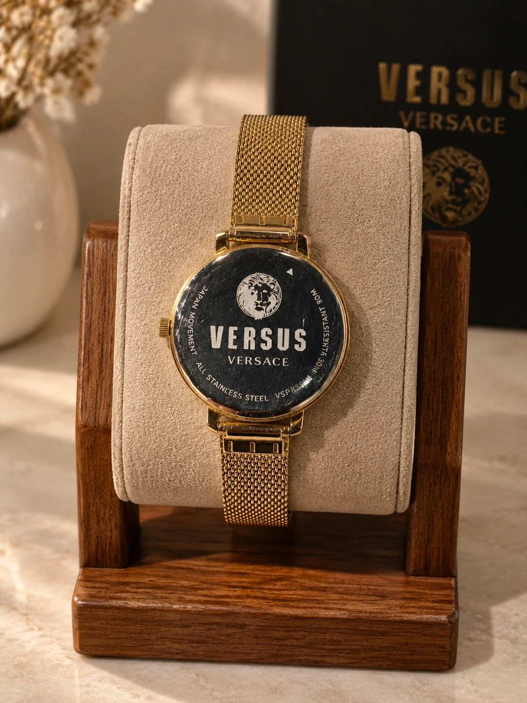 Montre Versus Versace dorée & blanche – Élégante et intemporelle – Versus Versace – taille Taille unique 3
