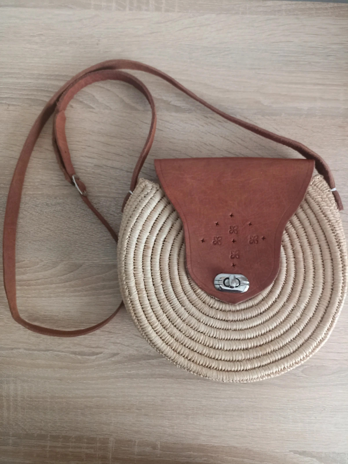 🤎 Sac rond en paille tressée – Artisanat du Maroc 🇲🇦 – Tendance 4
