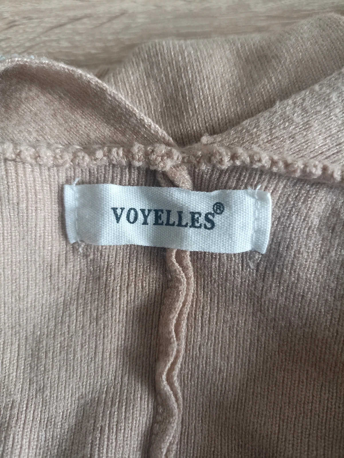 🧥 Gilet léger à strass Voyelles– Taille unique – Voyelles – taille Taille unique 4