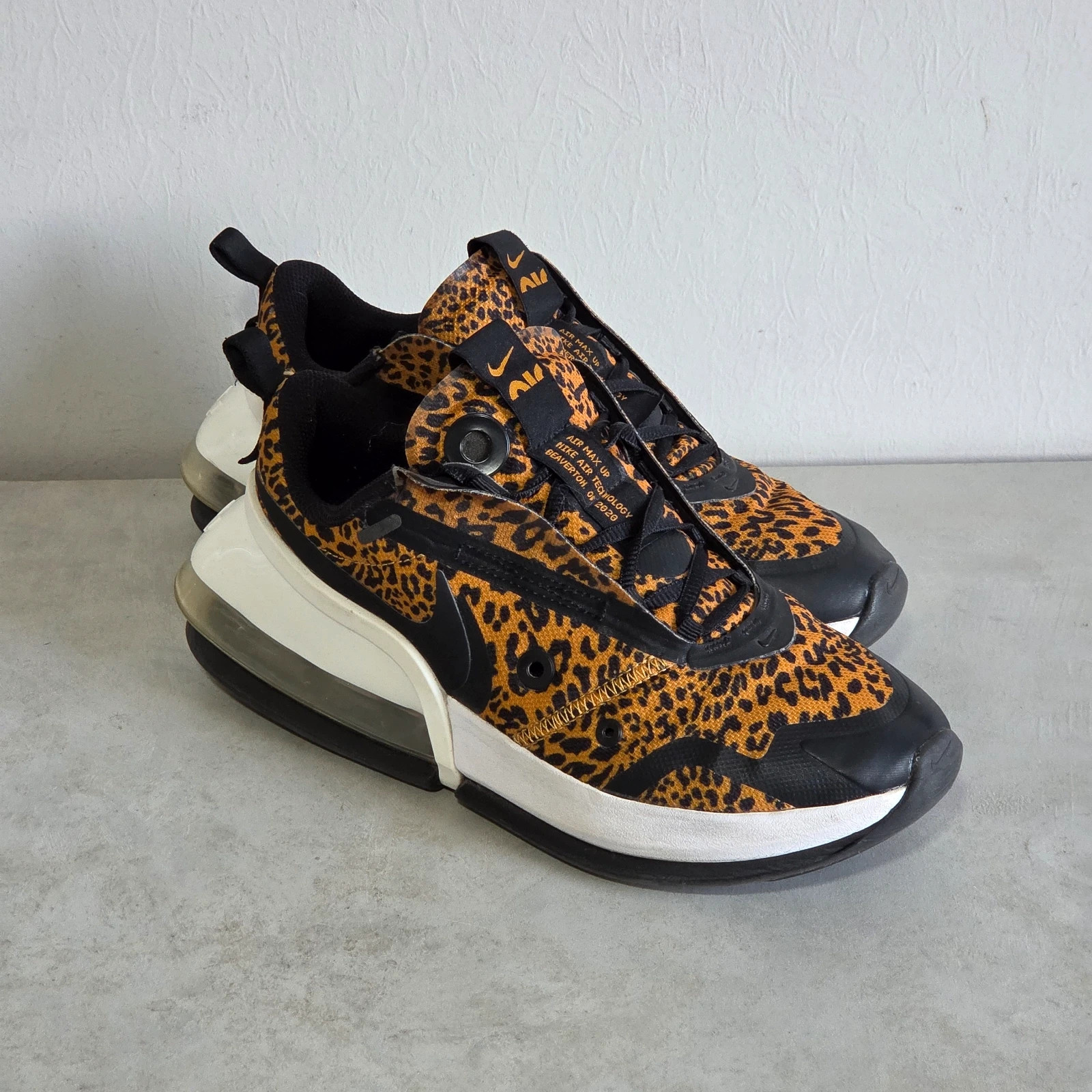 Sneakers basket nike air max wmns up taille 38 léopard – Nike – taille 38 2