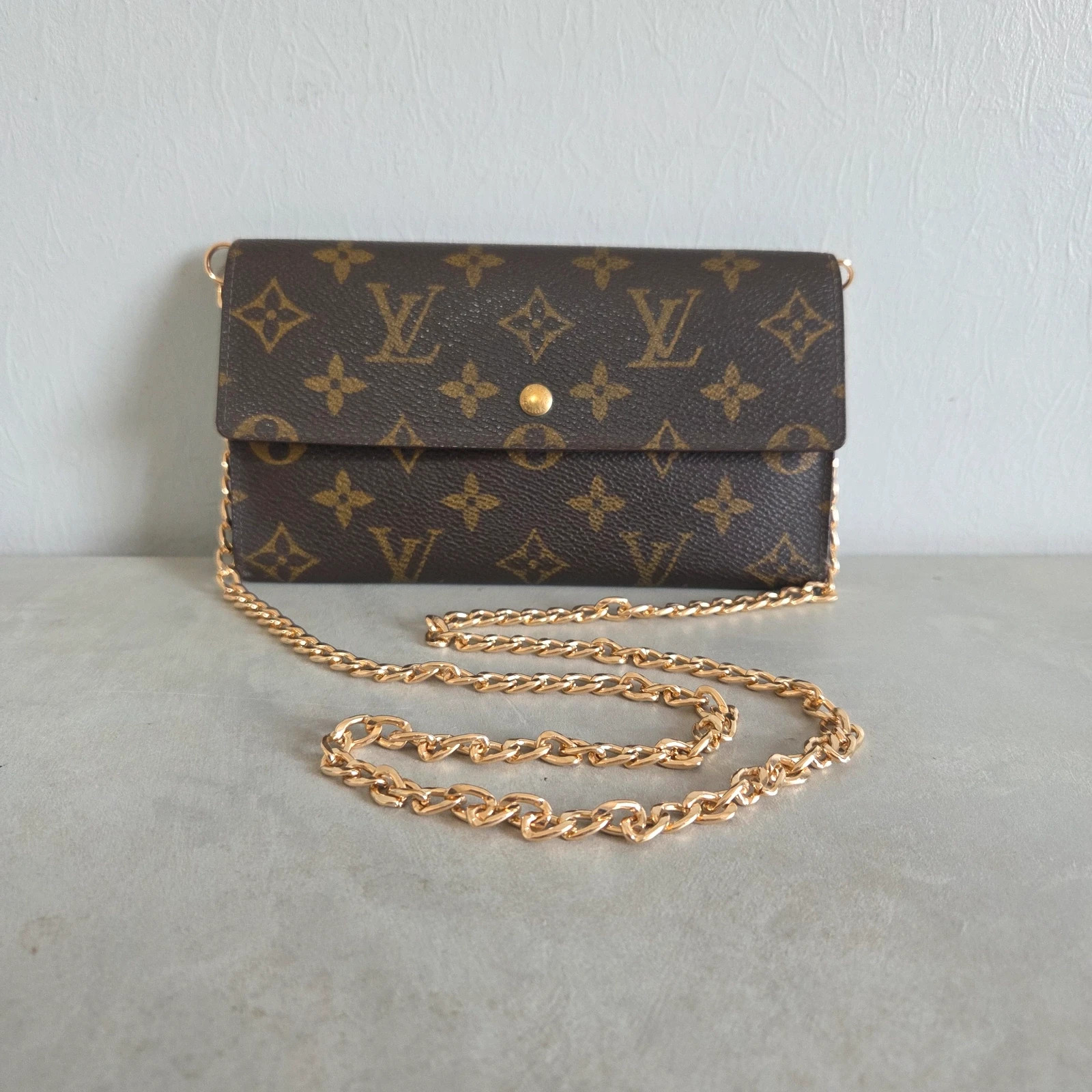 Porte monnaie porte feuille wallet on chain porte carte sac a main louis vuitton sarah vintage