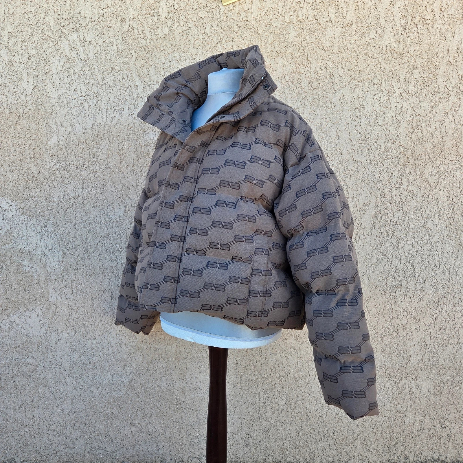Doudoune manteau blouson coupe courte balenciaga taille XL/XXL – Balenciaga – taille XXL / 44 / 16 2