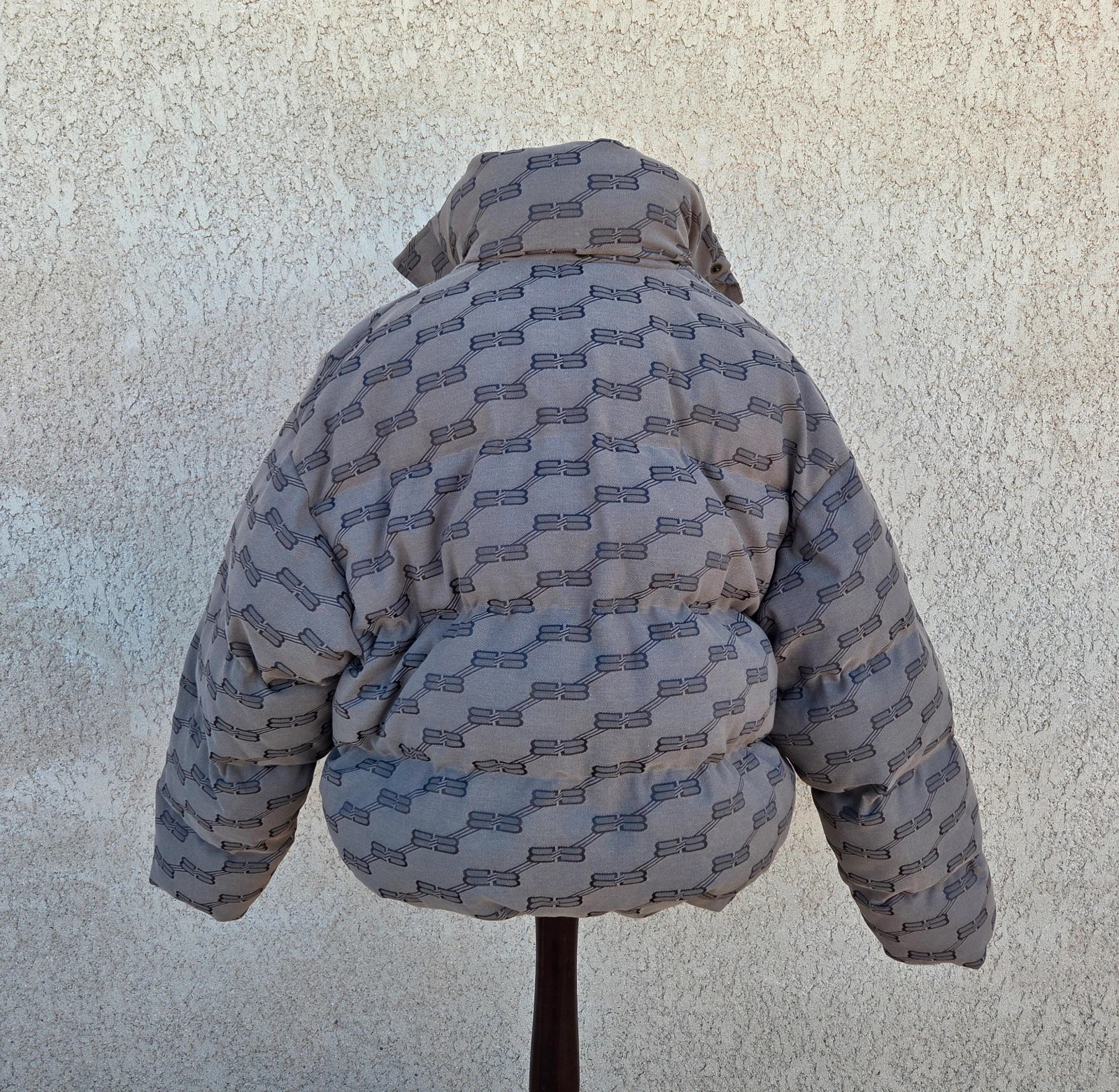 Doudoune manteau blouson coupe courte balenciaga taille XL/XXL – Balenciaga – taille XXL / 44 / 16 4