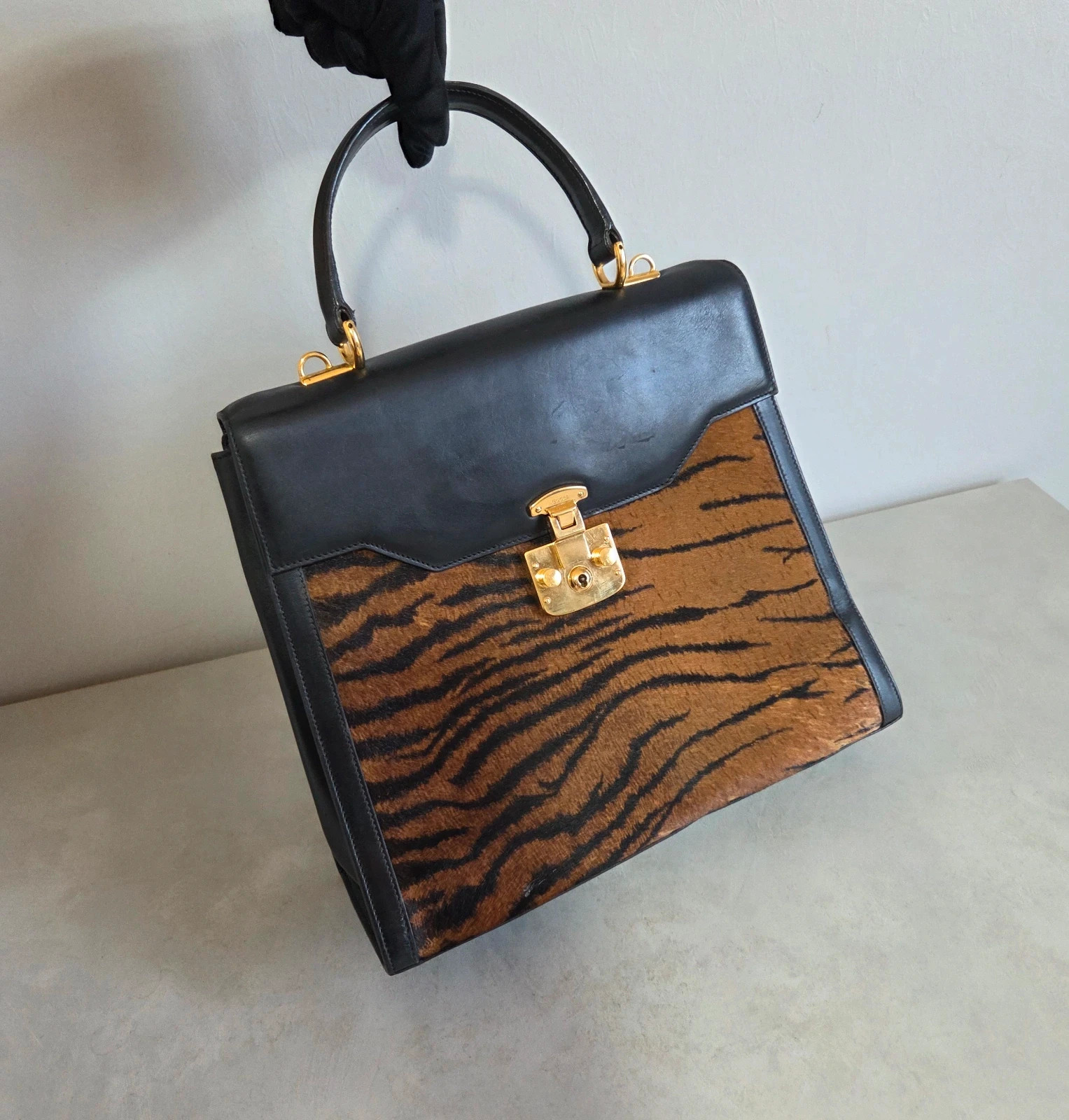 Sac a main Gucci Lady lock cuir motif zèbre tigre vintage année 90 – Gucci 5