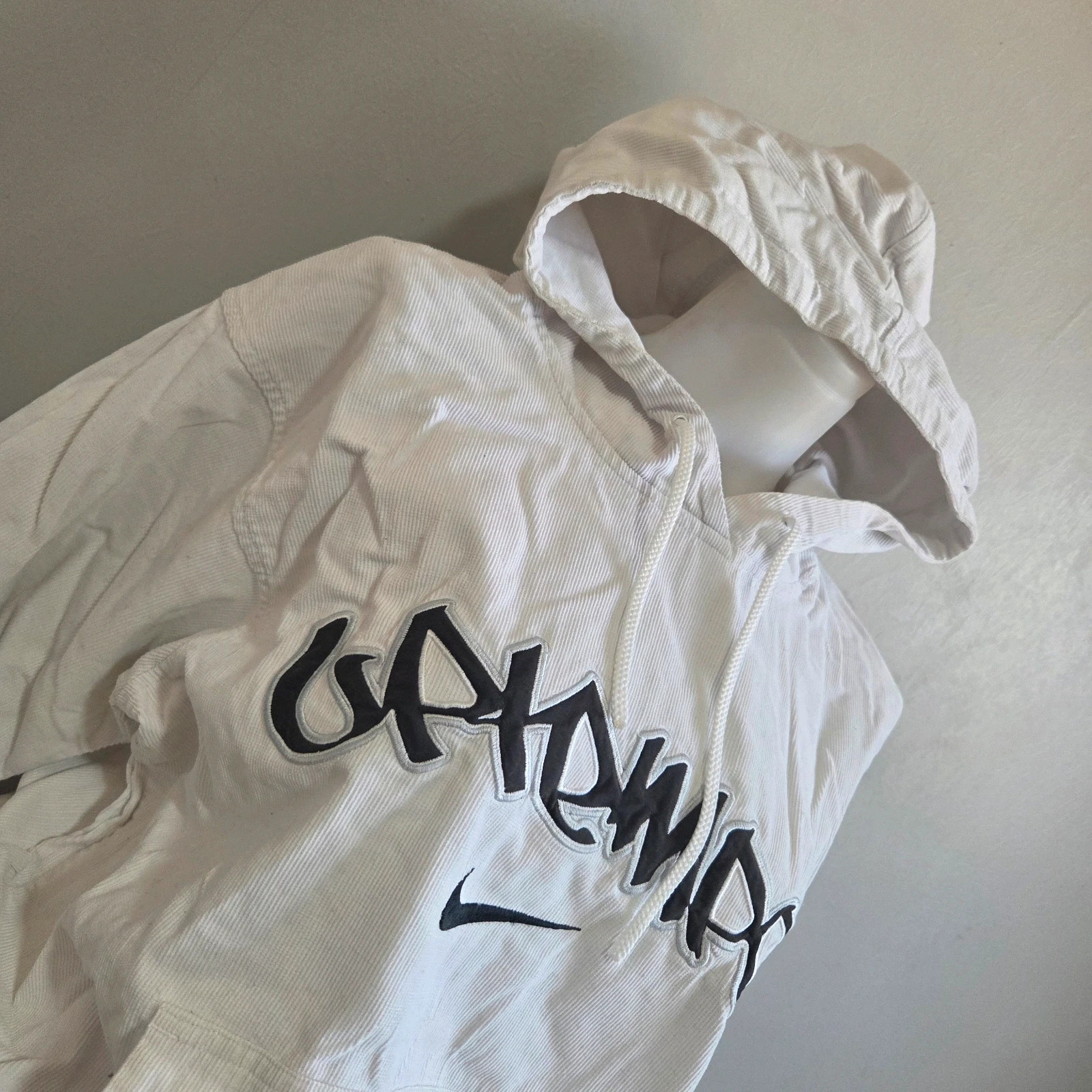 Pull sweat woody sweat-shirt capuche vintage nike taille M – Nike – taille M / 38 / 10 2
