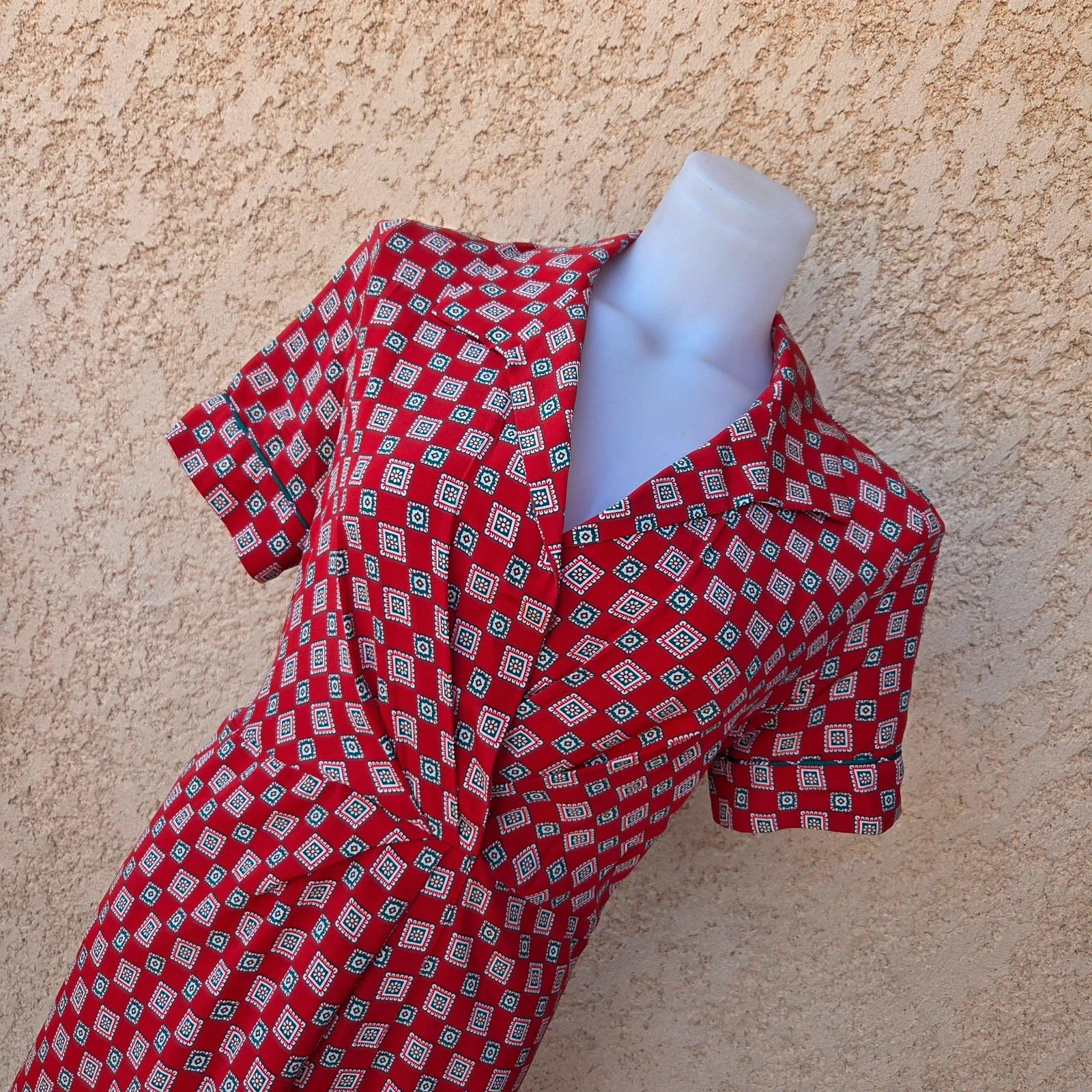 Robe sandro rouge a motif cintré évasé taille 36 – Sandro – taille S / 36 / 8 2