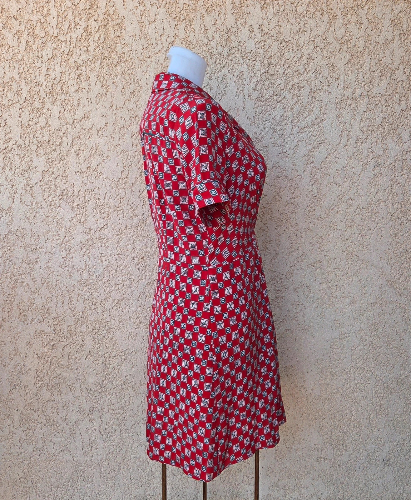 Robe sandro rouge a motif cintré évasé taille 36 – Sandro – taille S / 36 / 8 5