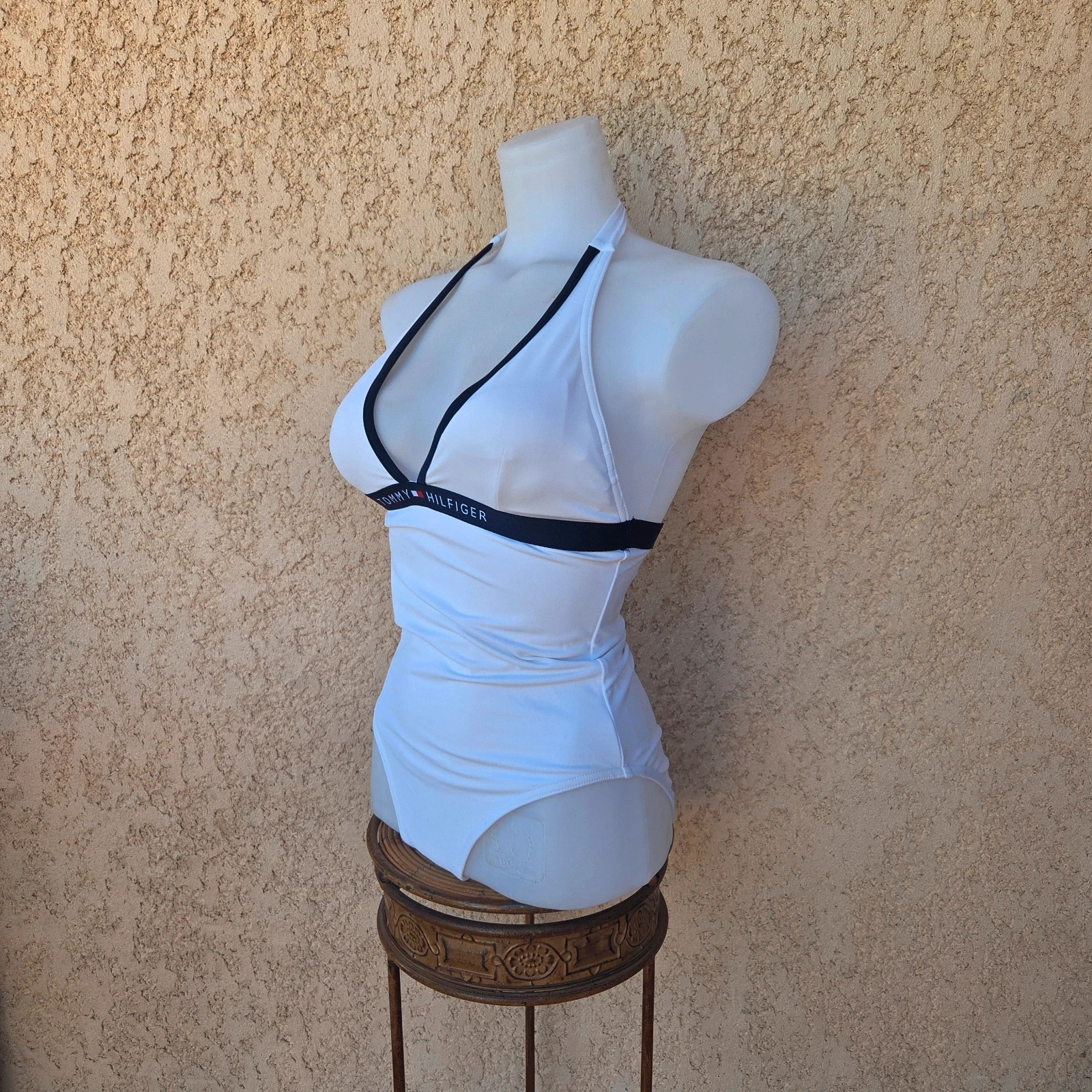 Maillot de bain 1 pièce dos nu tommy Hilfiger taille XS – Tommy Hilfiger – taille XS / 34 / 6 3