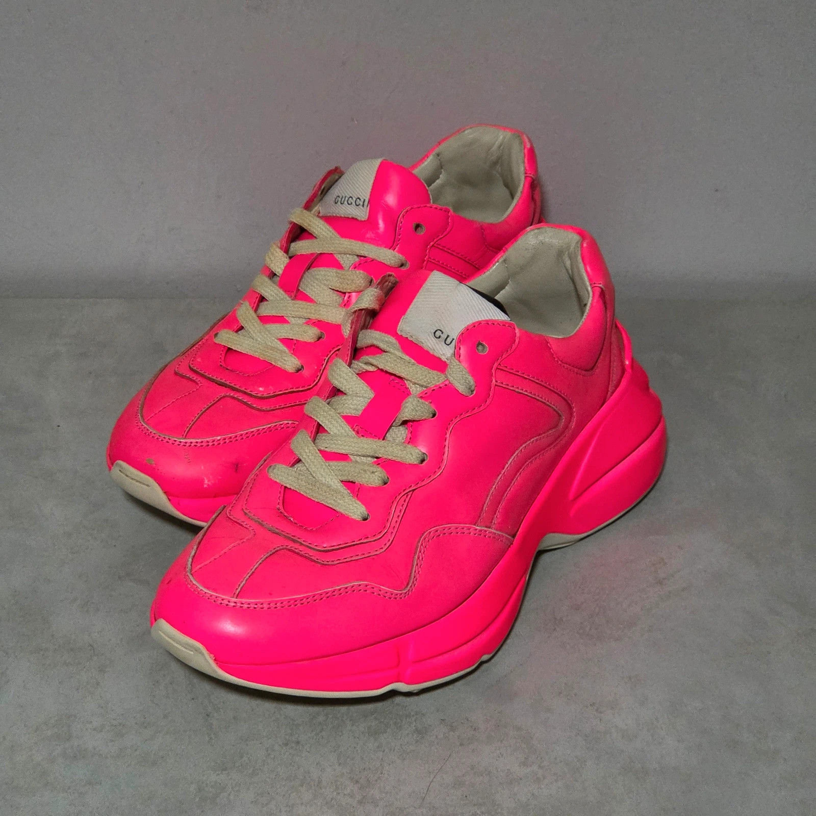 Sneakers basket trainers Gucci Rhyton taille 36,5 rose fluo