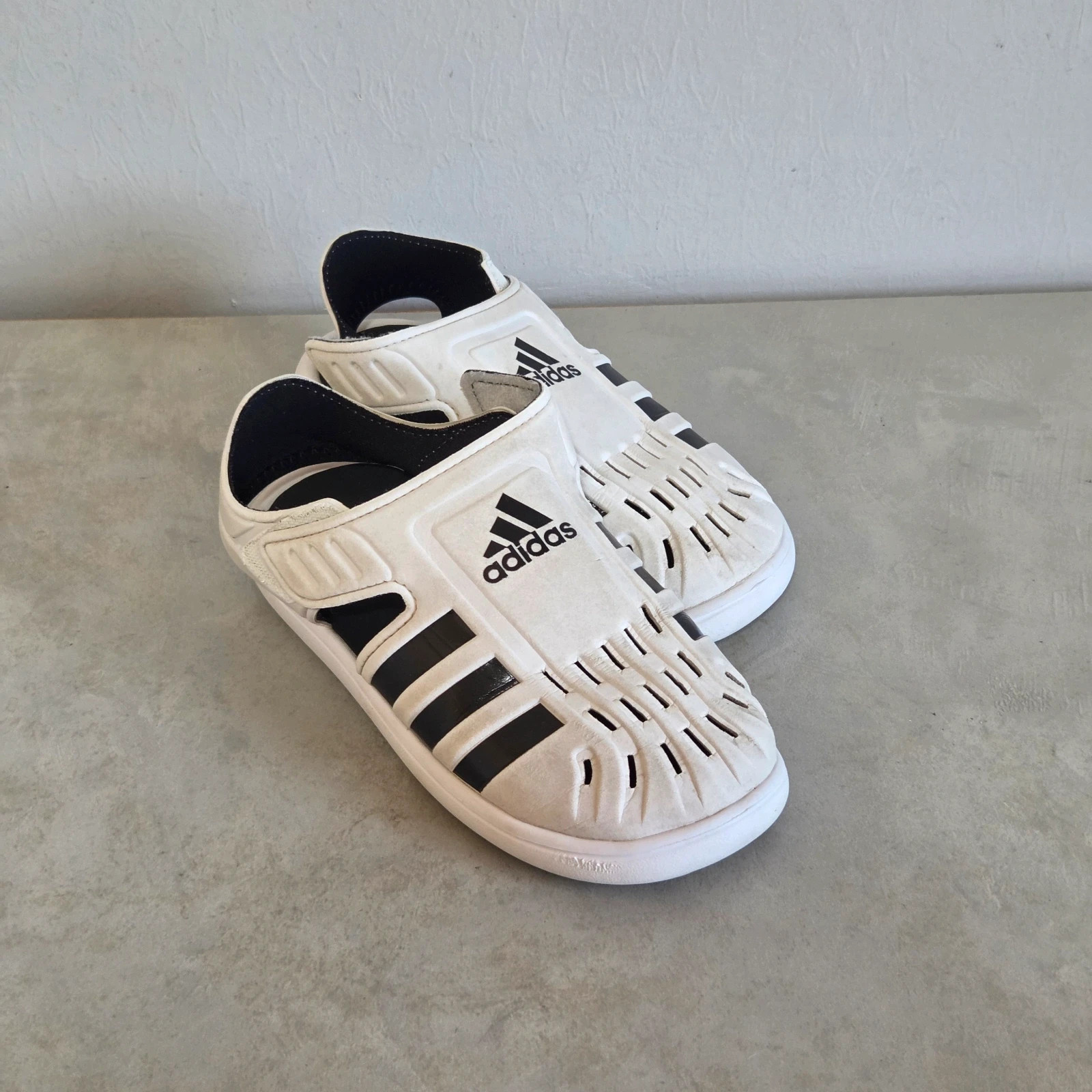 Chaussures été ouverte sandale Adidas enfant taille 33 – adidas – taille 33 2