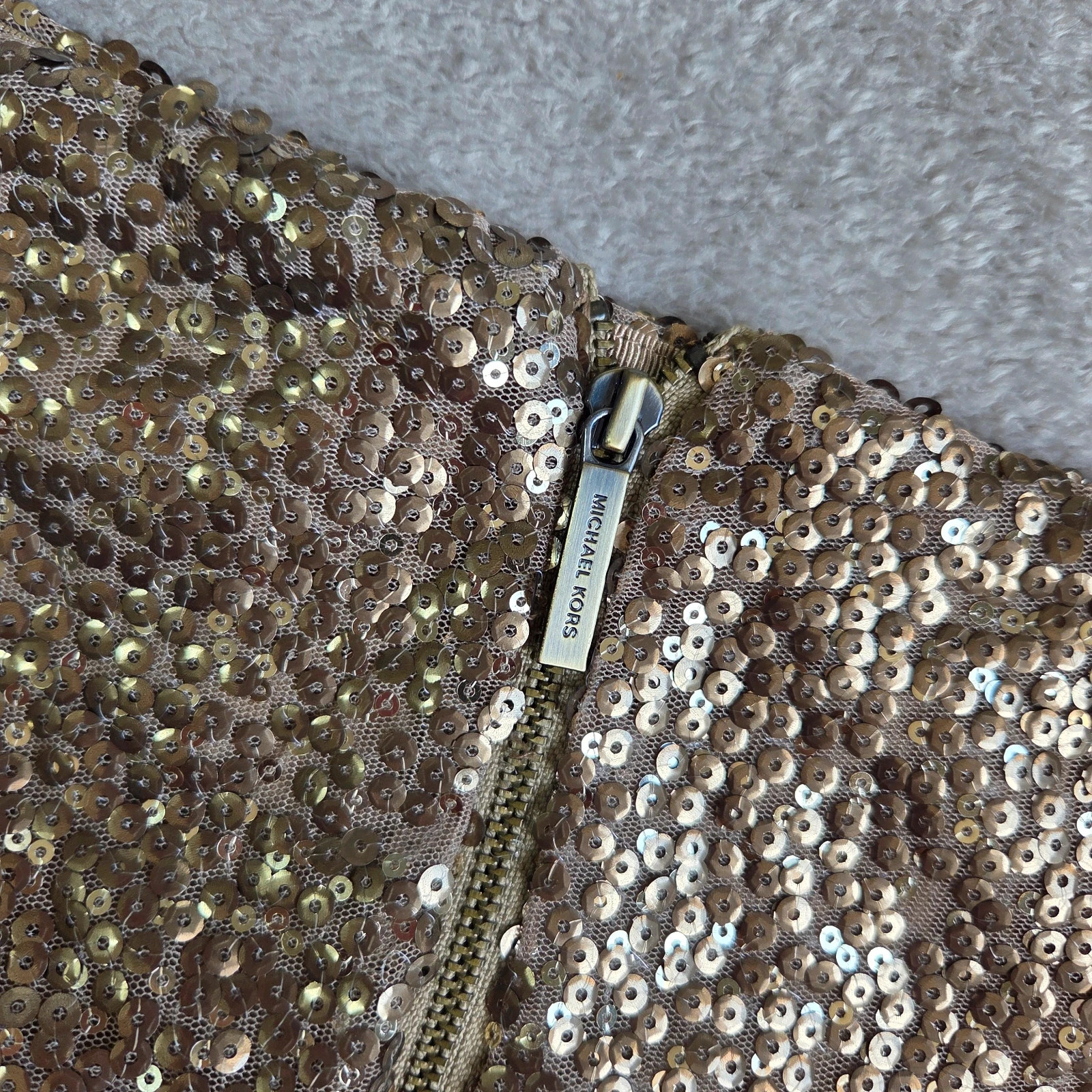 Jupe short michael kors taille M doré or sequin – Michael Kors – taille M / 38 / 10 5