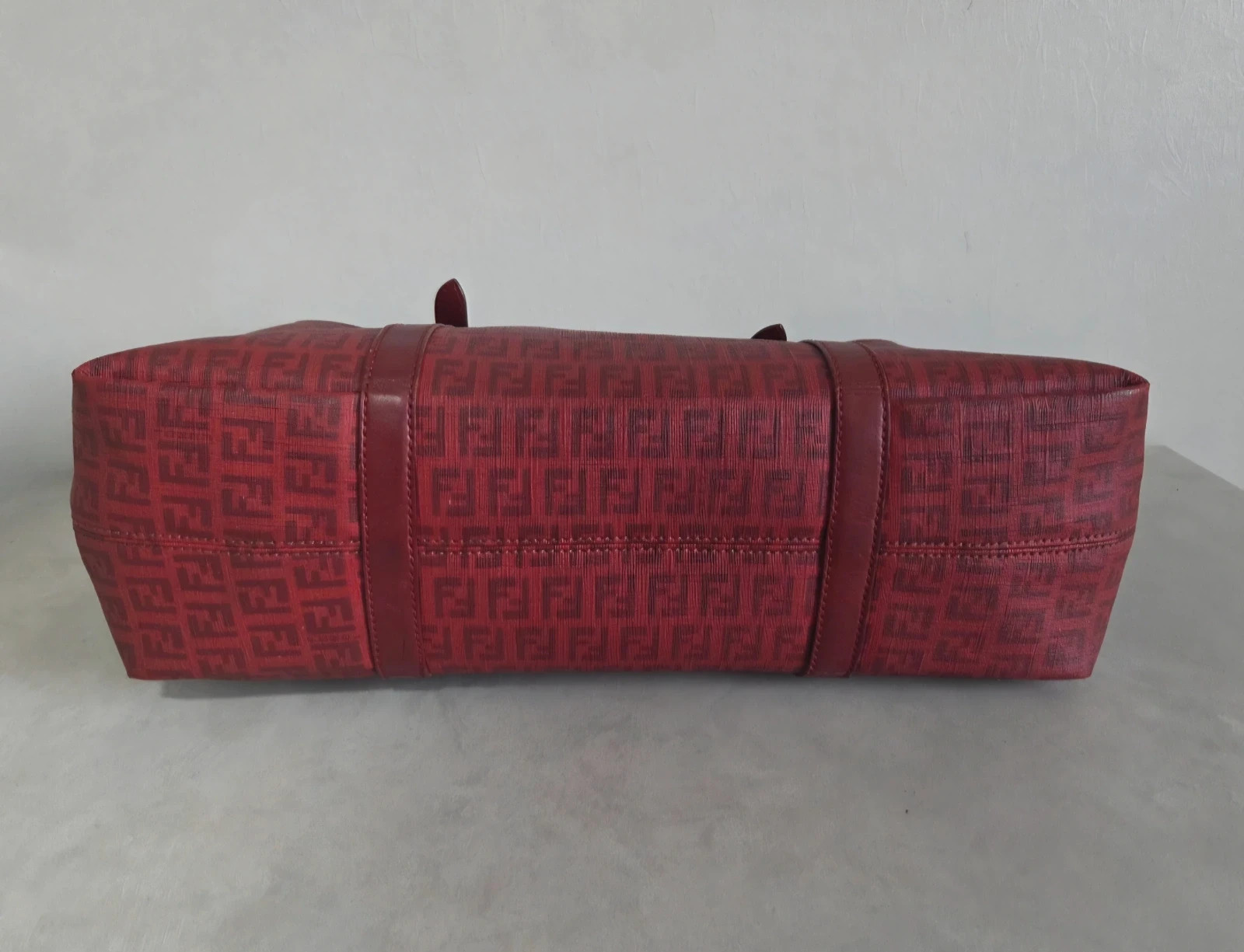 Grand Sac à main cabas fourre tout Fendi rouge bordeaux – Fendi 5