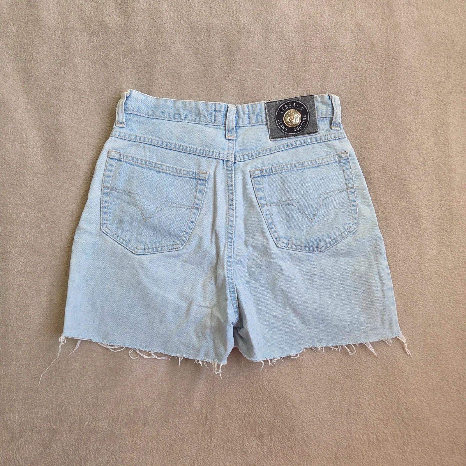 Short jeans taille haute versace jeans couture taille M