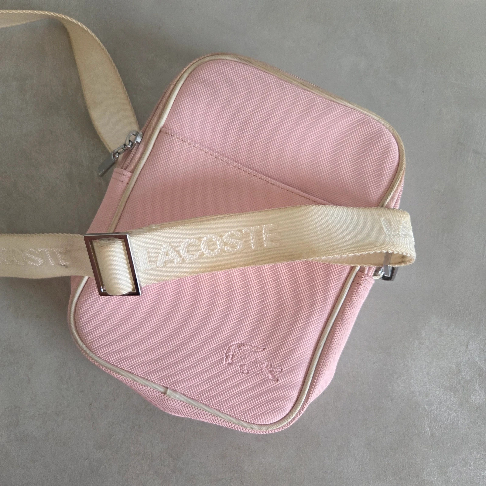 Sacoche sac bandoulière rose Lacoste vintage