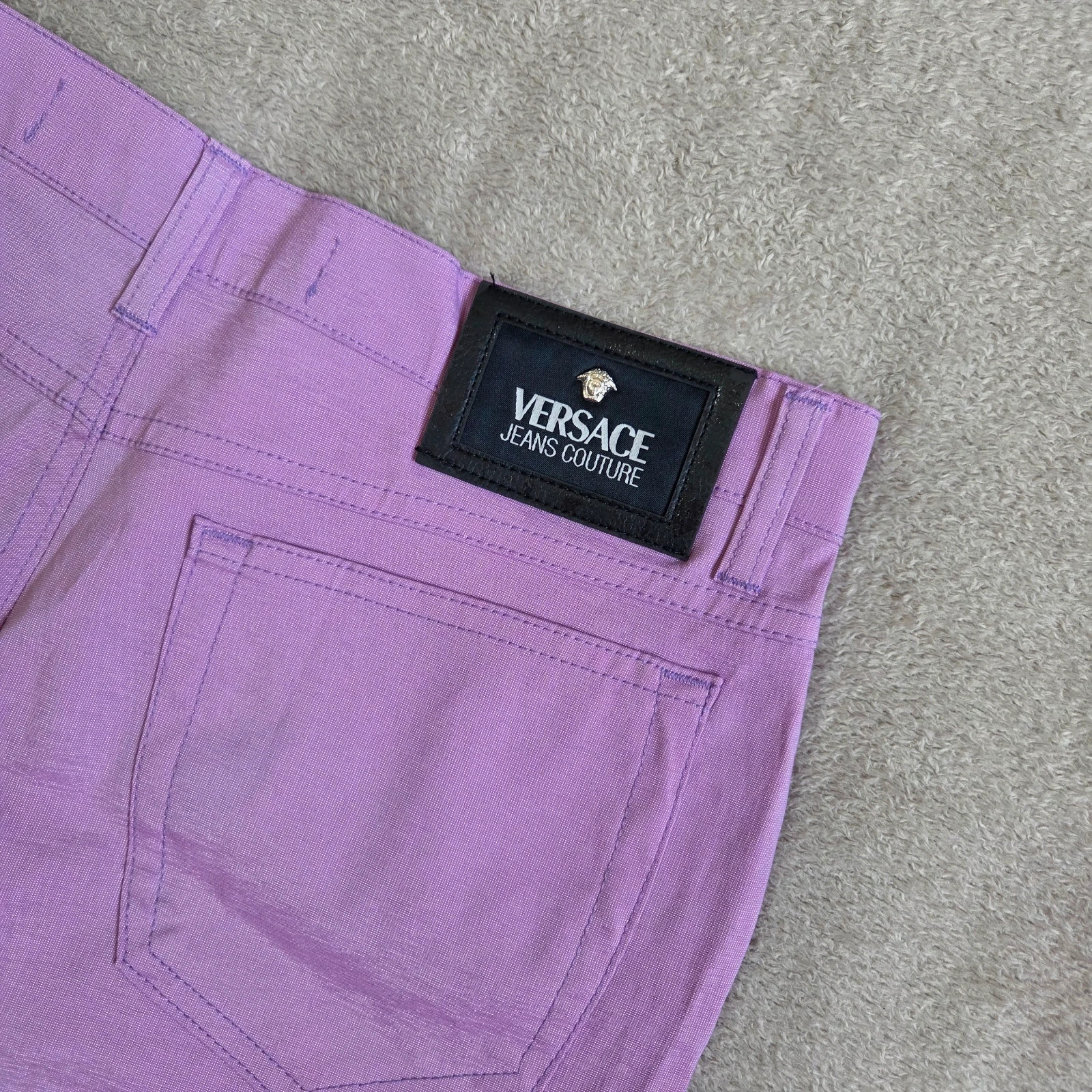Short versace jeans couture taille M L violet lila matière élastique – Versace Jeans Couture – taille M / 38 / 10 3