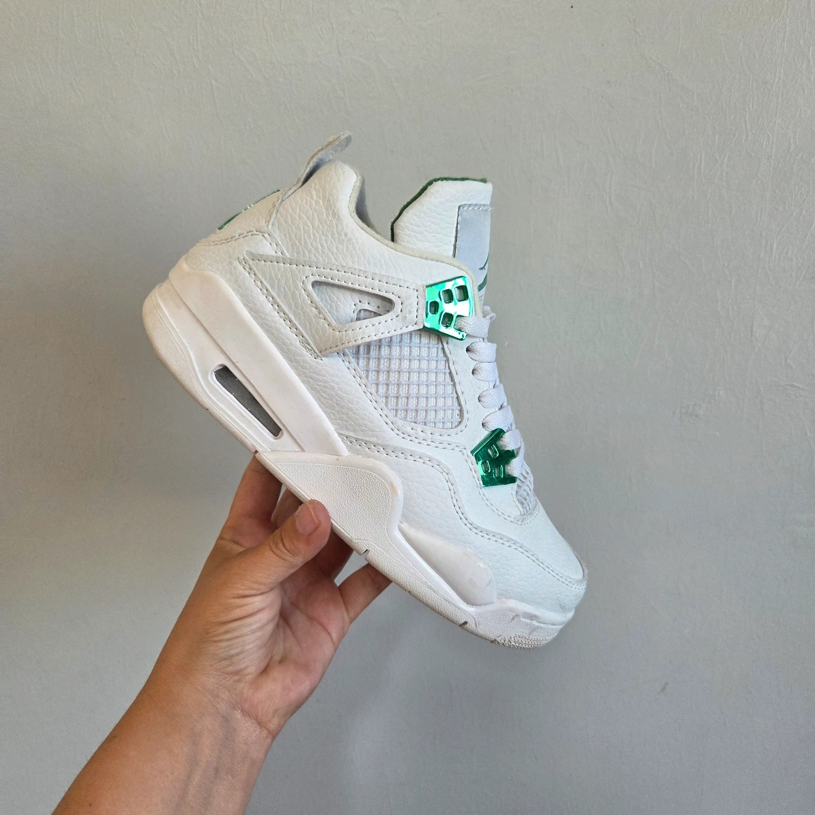 Sneakers basket air Jordan 4 retro metalic taille 36 green vert