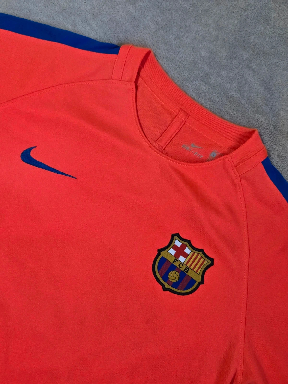 T-shirt maillot foot nike FC Barcelone 12 ans 13 ans – Nike – taille 12 ans / 152 cm 3
