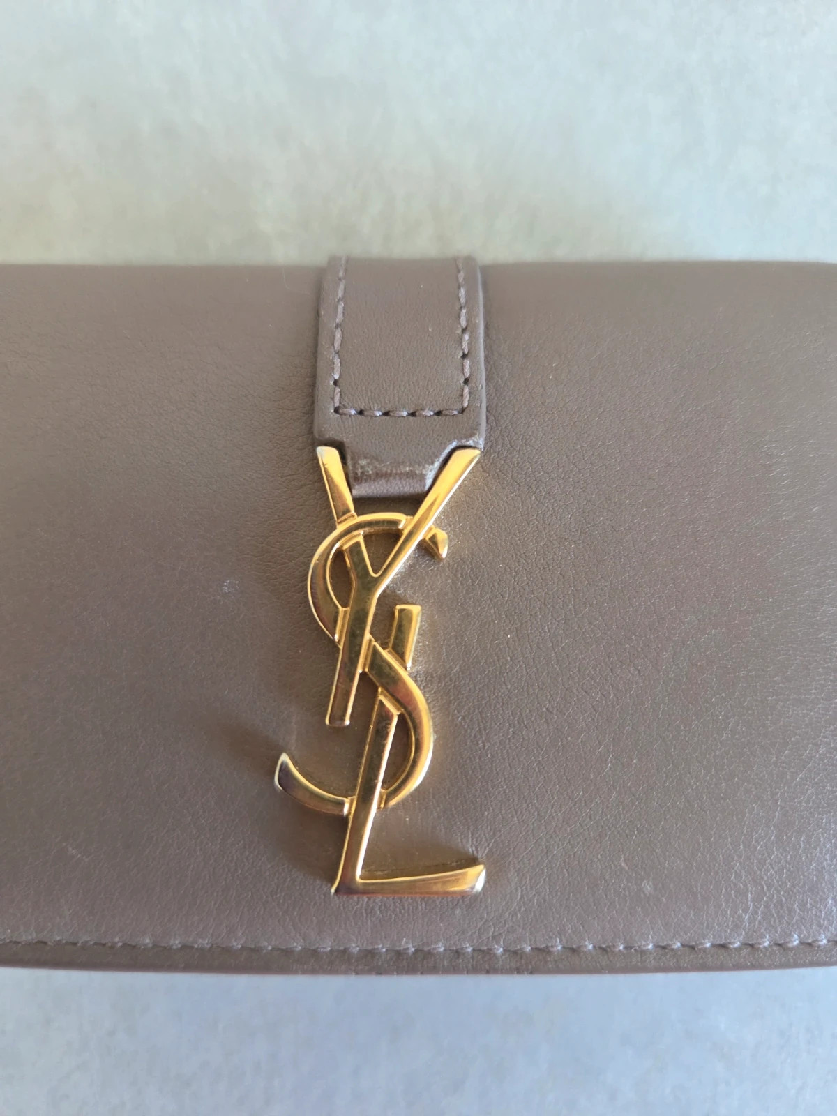 Porte carte porte clé Yves Saint Laurent – Yves Saint Laurent 5