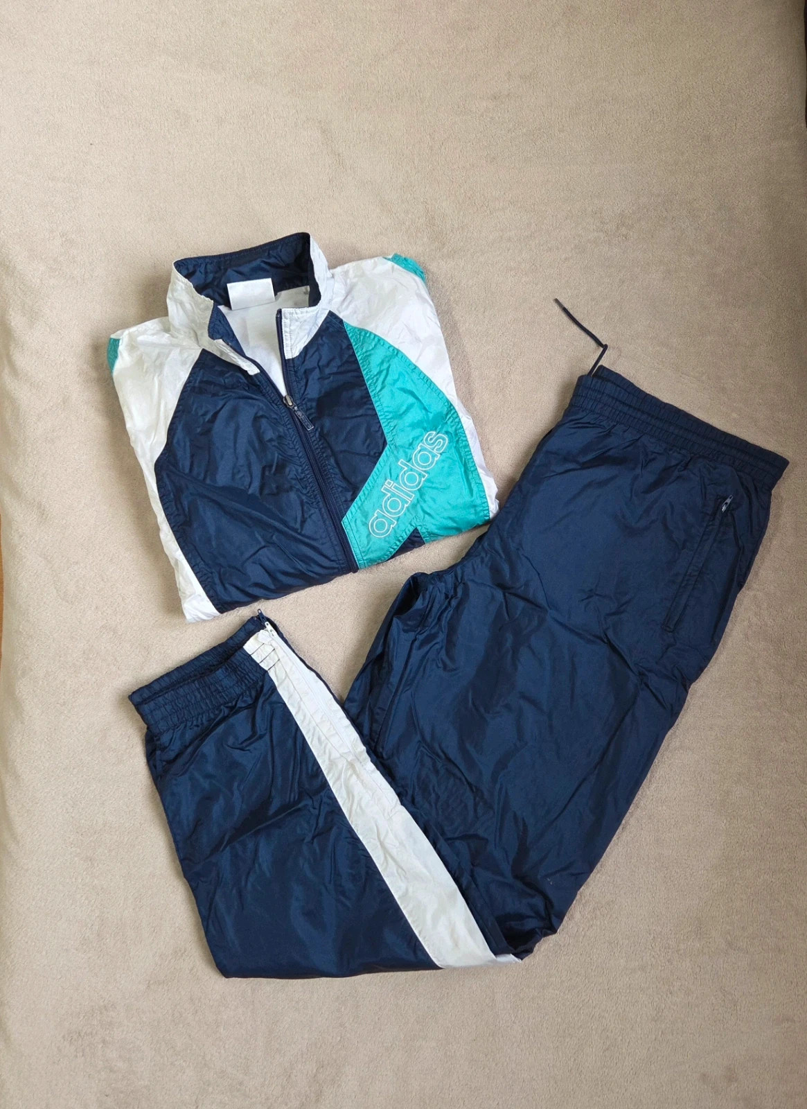 Ensemble survêtement jogging Adidas vintage taille XL – adidas – taille XL