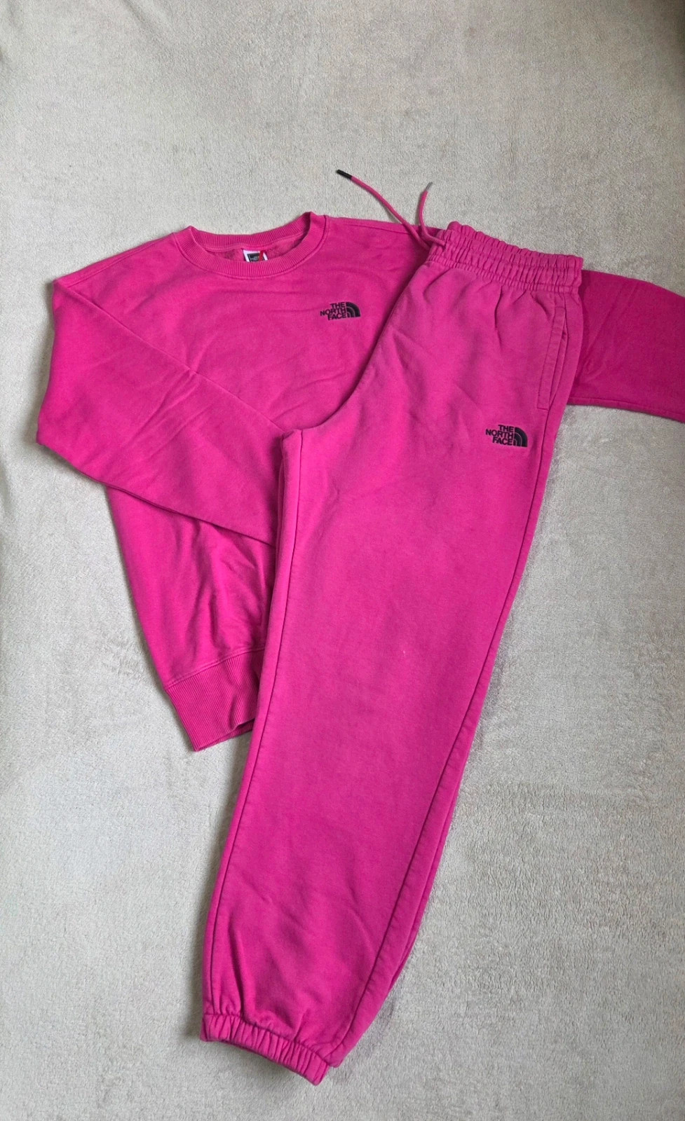 Ensemble survêtement jogging the north face rose taille L – The North Face – taille L / 40 / 12 3