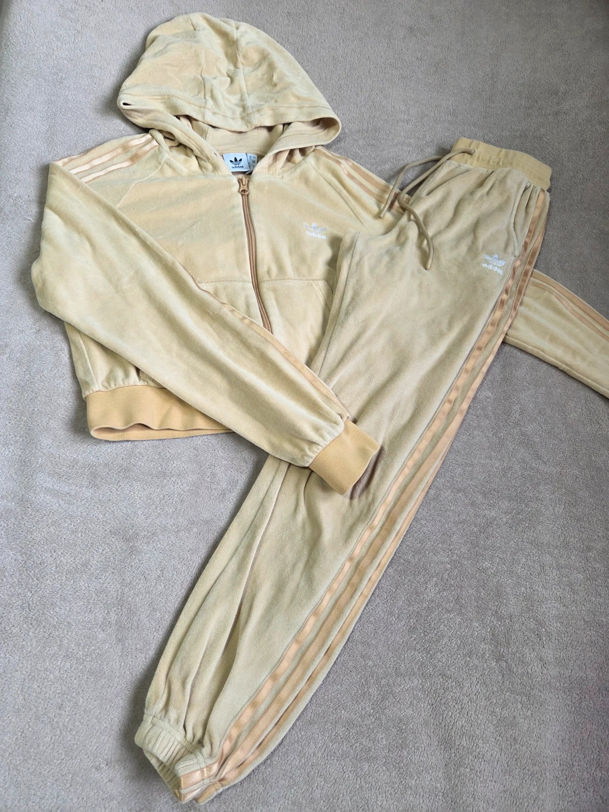 Ensemble survêtement jogging Adidas vintage jaune pastel velour – adidas – taille S / 36 / 8 3