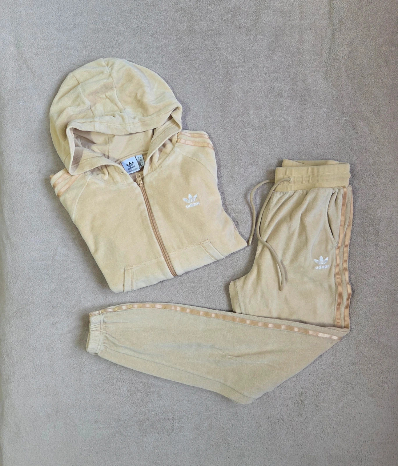 Ensemble survêtement jogging Adidas vintage jaune pastel velour – adidas – taille S / 36 / 8 2