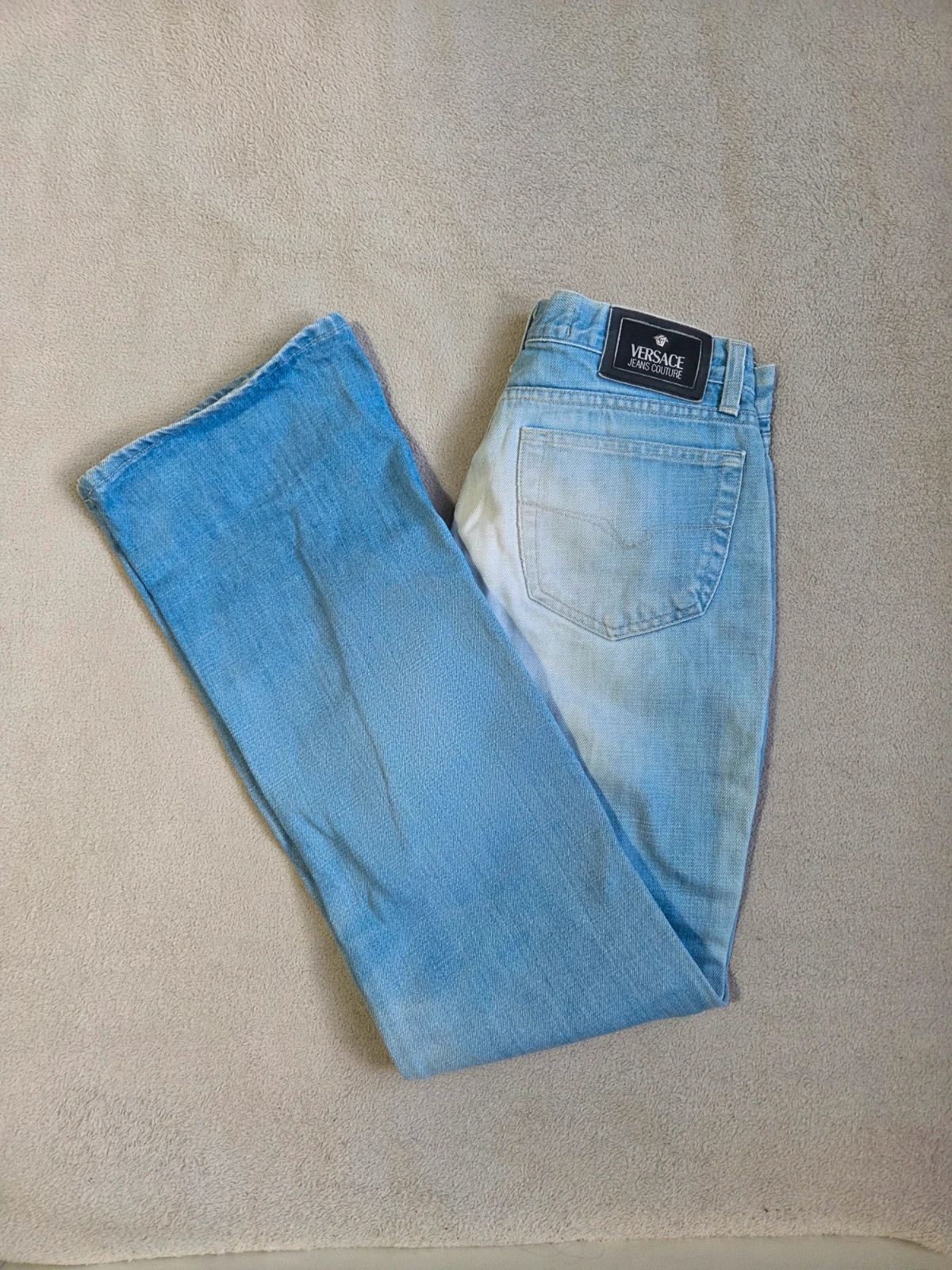 Pantalon jeans versace taille M 38 coupe droite bleu clair