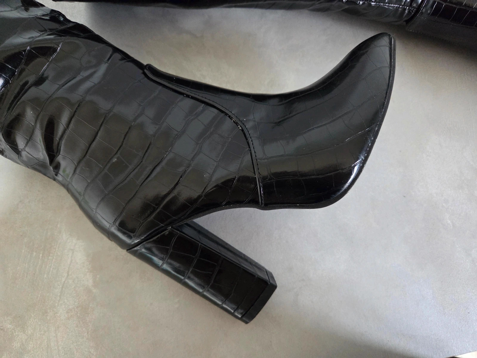 Botte haute vernir motif serpent taille 36 – CHIC – taille 36 5