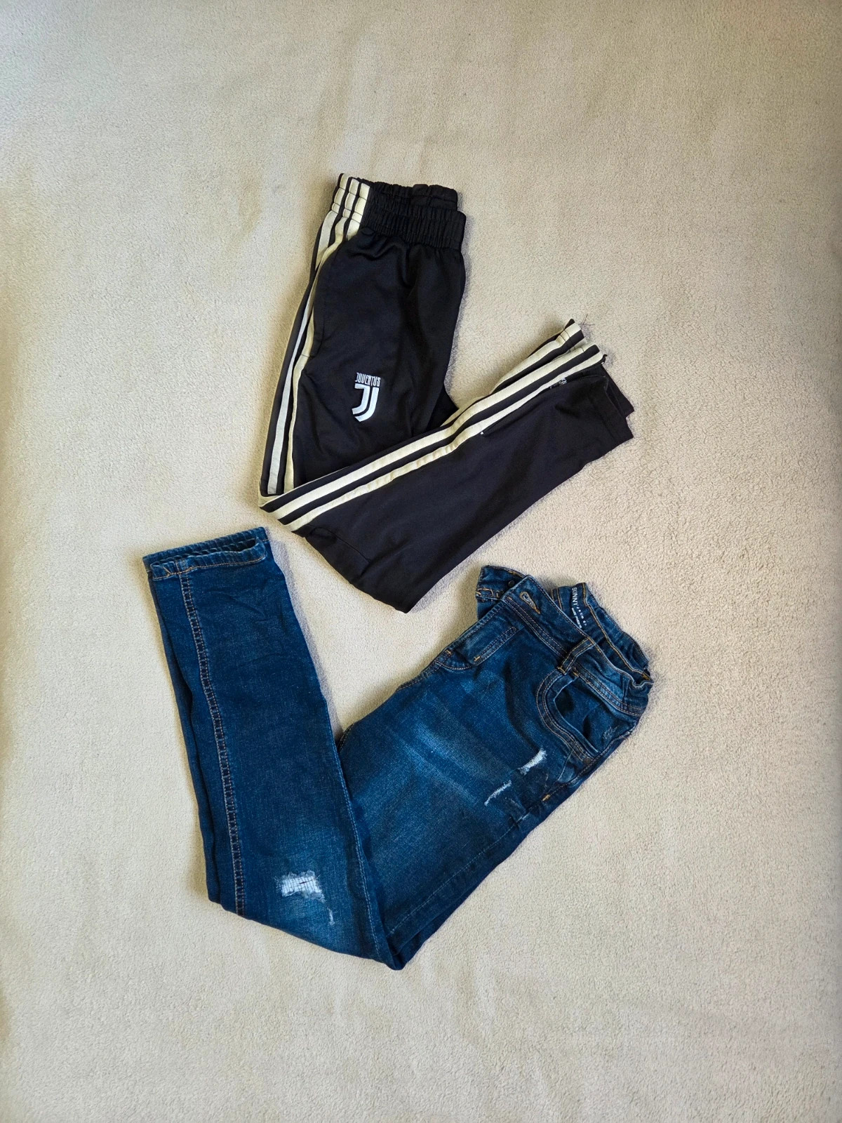 Lot 2 pantalon jogging survêtement jeans Adidas taille 10 ans – adidas – taille 10 ans / 140 cm