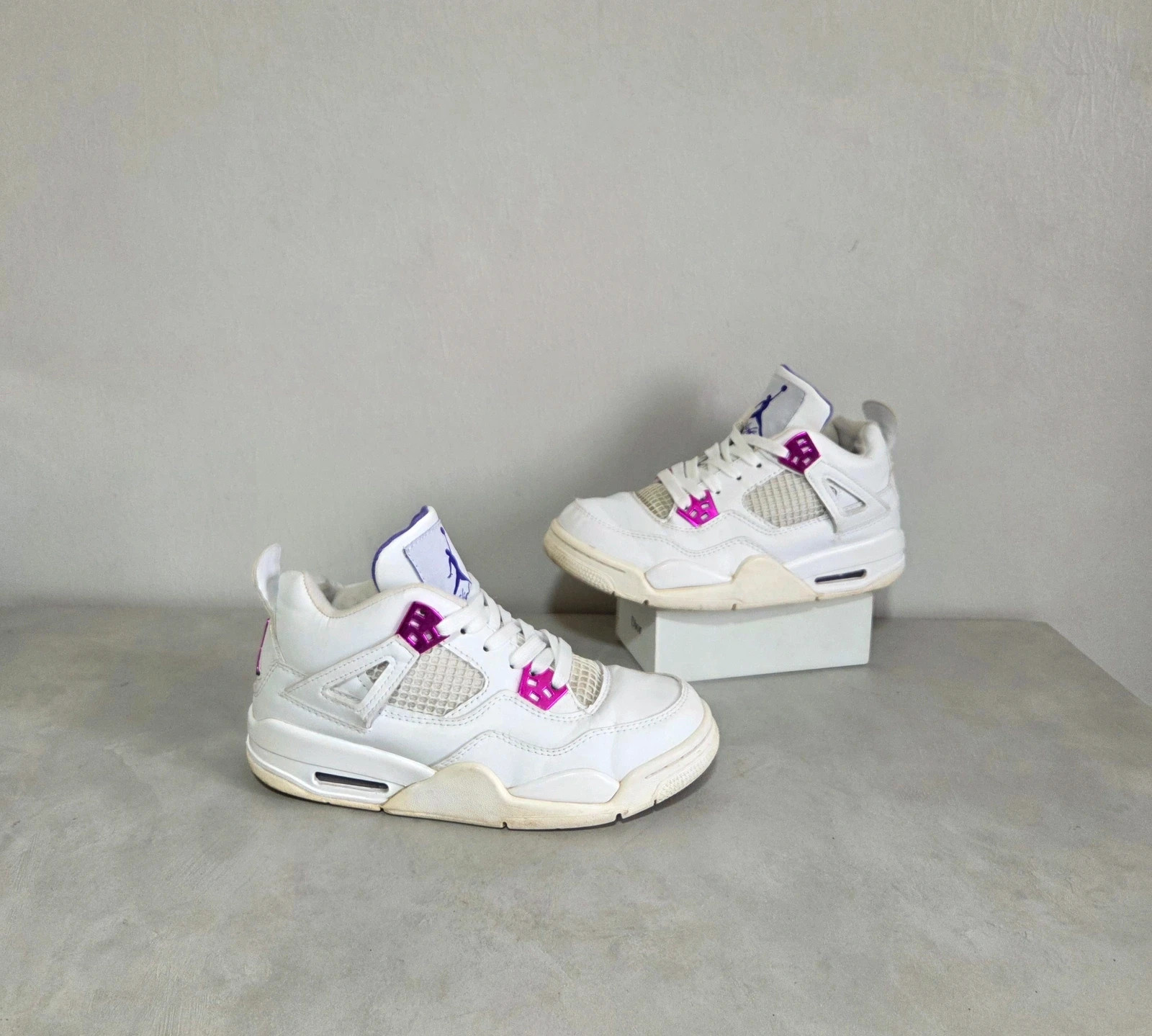 Sneakers basket air Jordan 4 retro mettalic taille 37,5