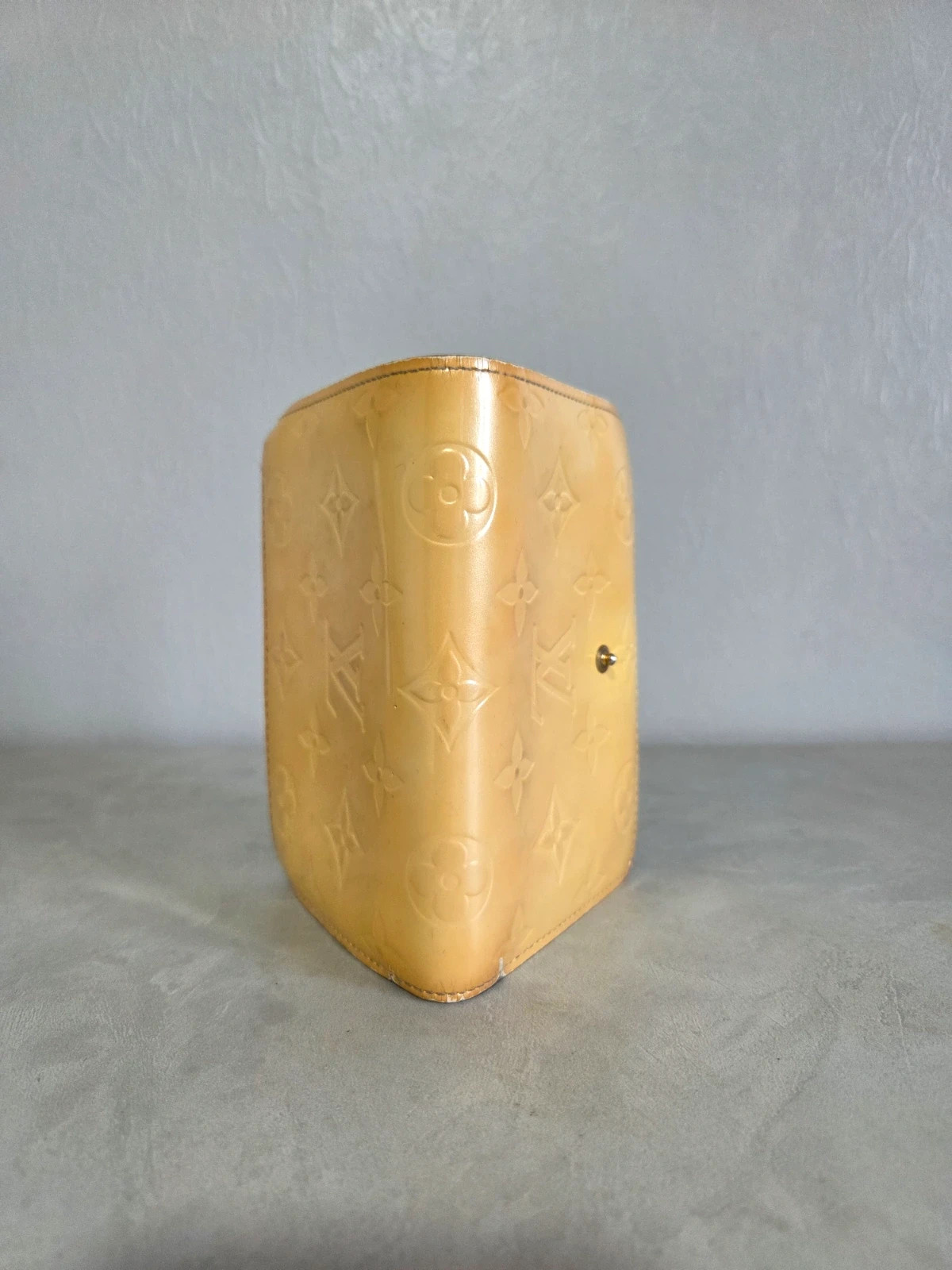 Porte monnaie porte feuille Porte carte Louis vuitton cuir vernis jaune pâle – Louis Vuitton 4