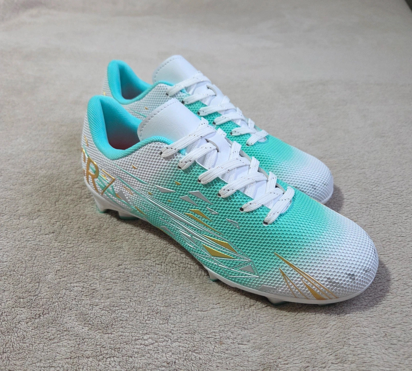 Chaussures de foot crampons CR7 taille 38 neuf – CR7 – taille 38 4