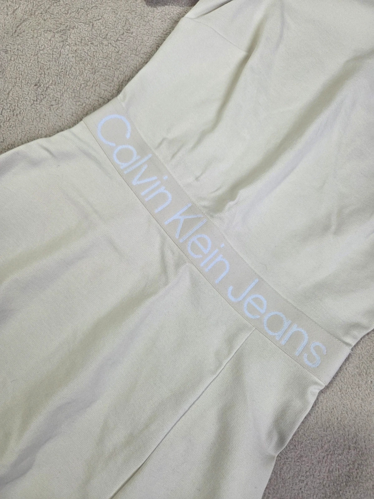Robe cintré automne hiver Calvin klein taille XS – Calvin Klein – taille XS / 34 / 6 4