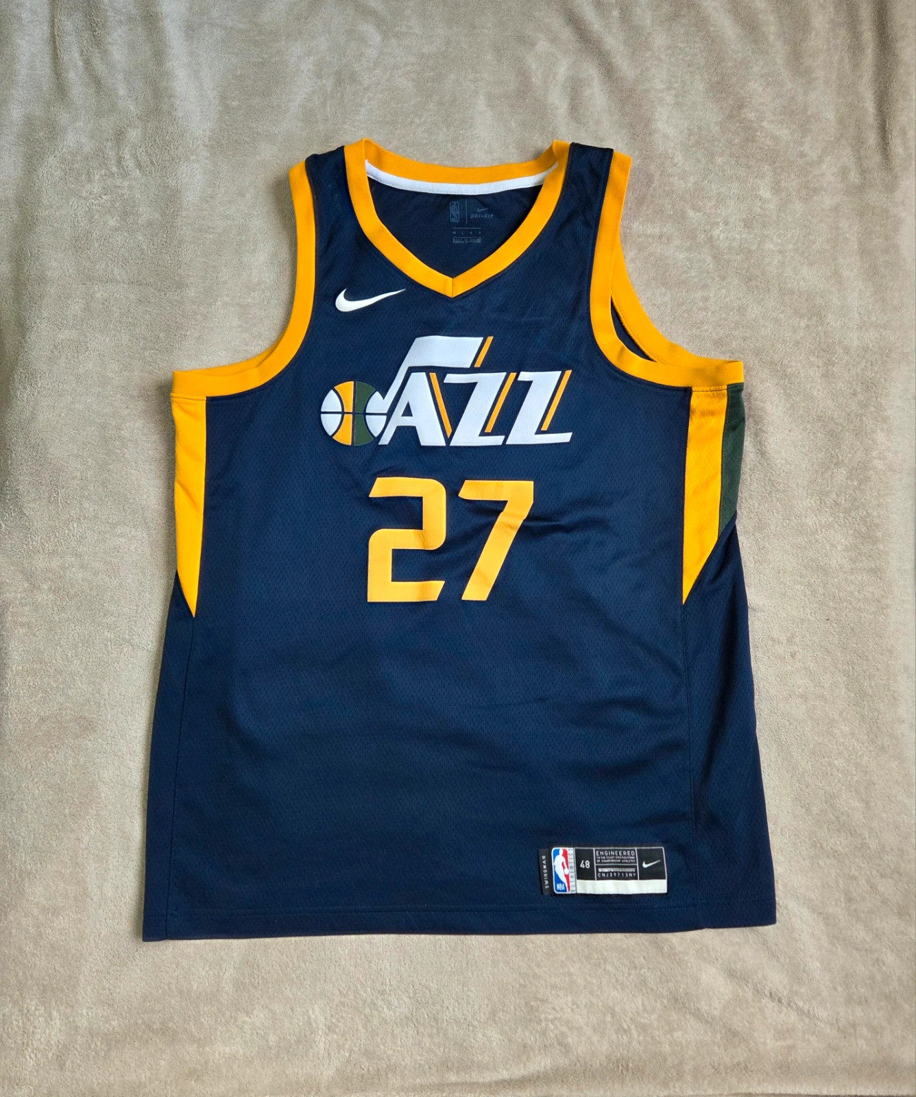 Tee-shirt maillot basket nike NBA utah jazz taille L – Nike – taille L