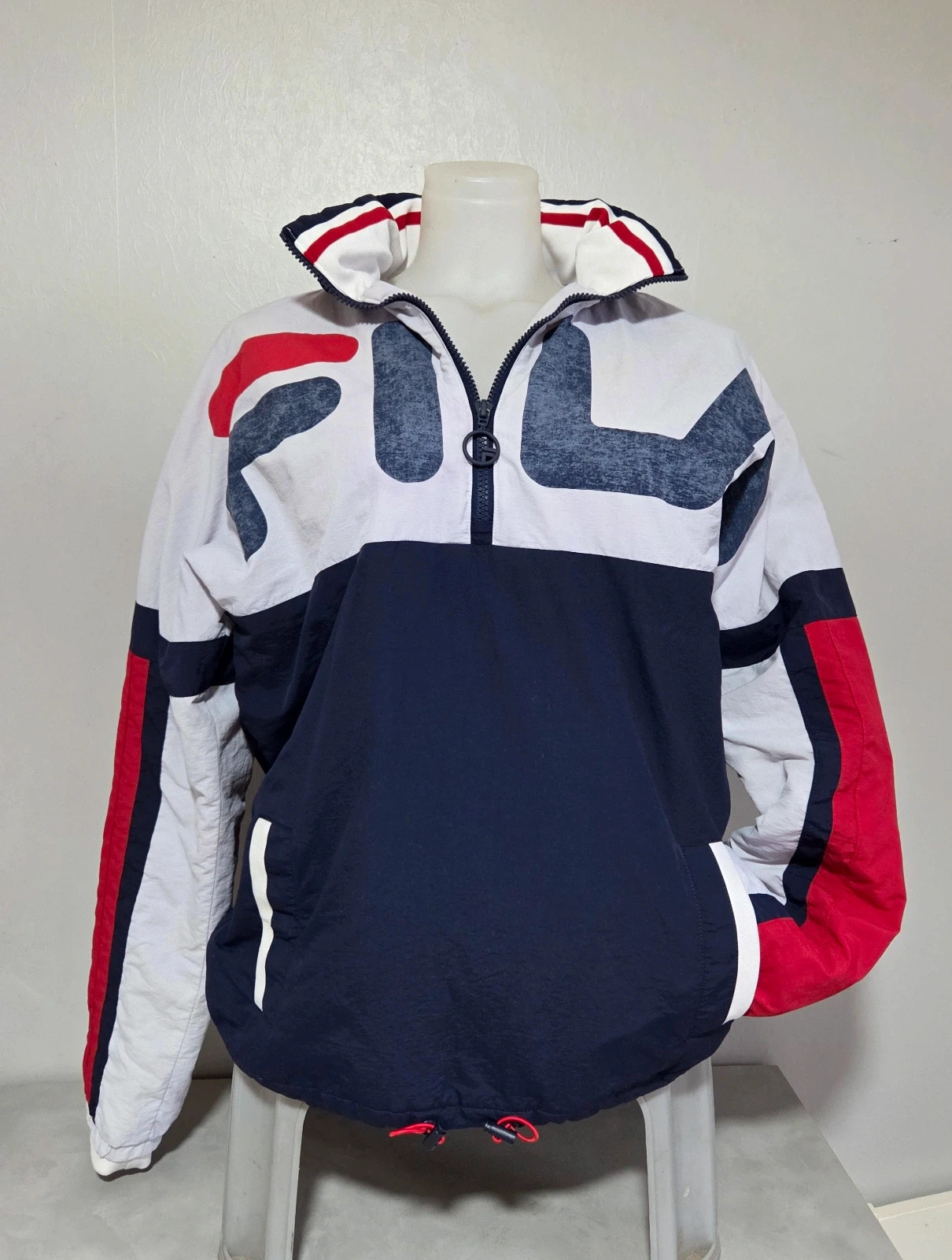Veste sweat pull gilet manteau doudoune blouson fila taille S