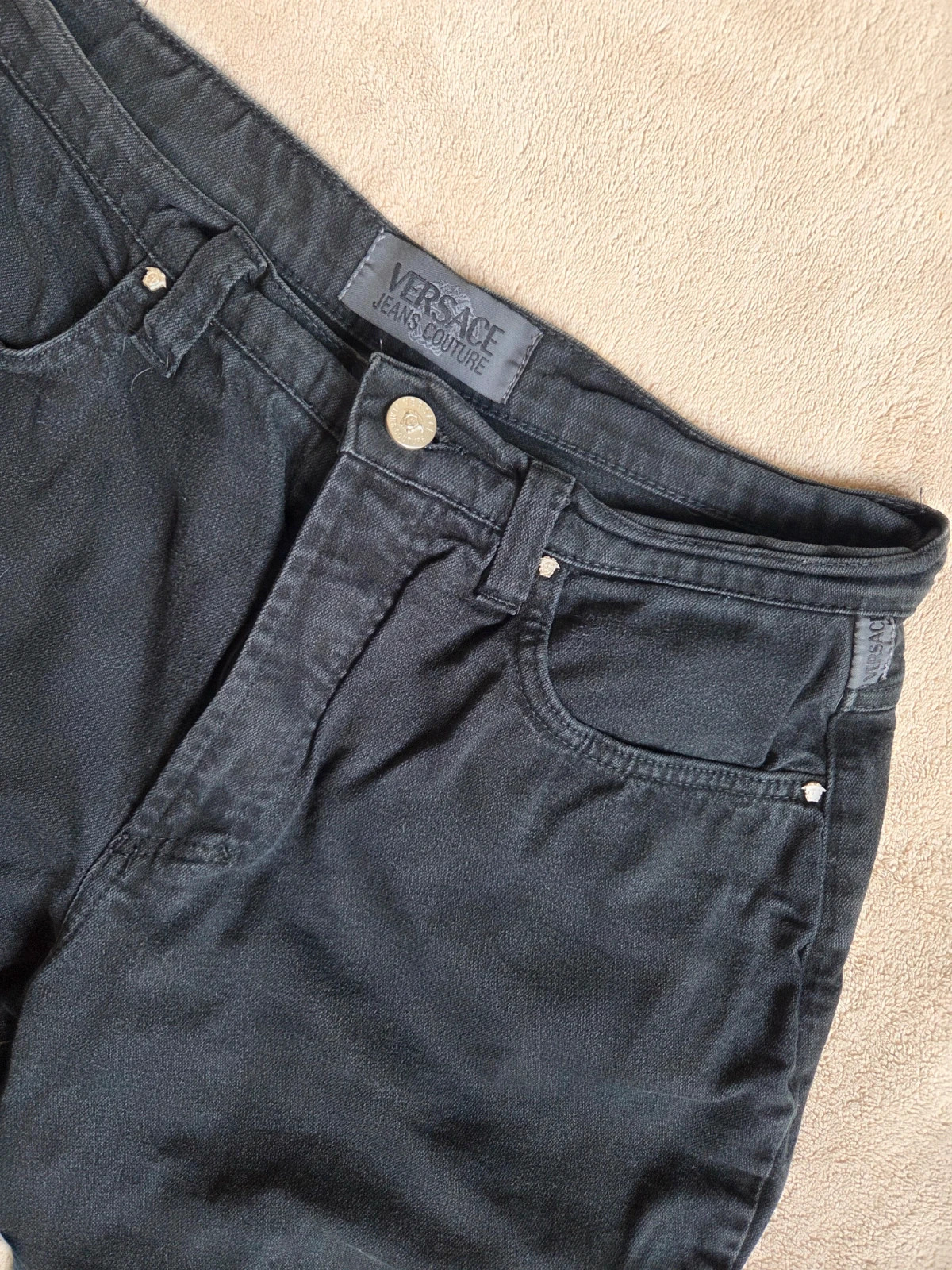 Jeans style mom versace taille 38 M – Versace – taille M / 38 / 10 4