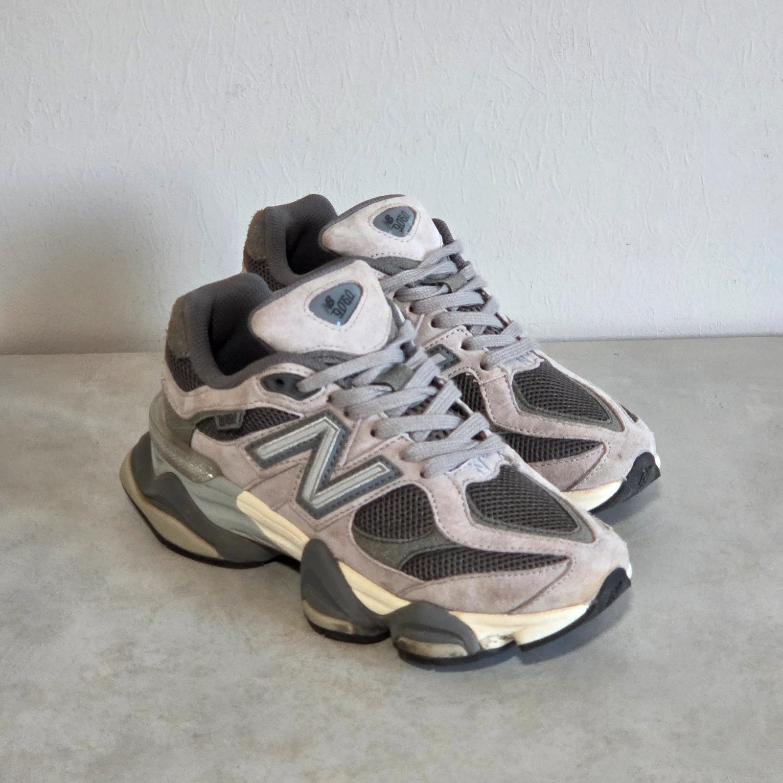 Sneakers basket new balance 9060 gris taille 36
