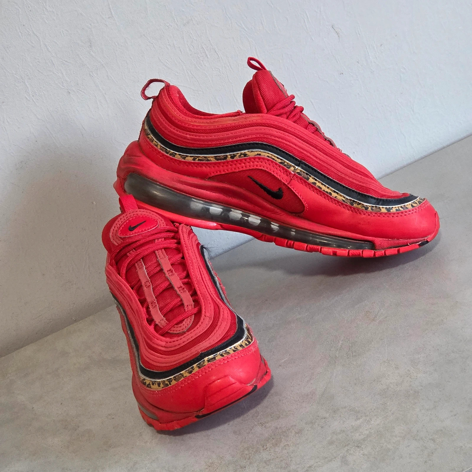 Sneakers basket trainers nike air max wmns 97 léopard rouge taille 36,5 – Nike – taille 36.5 4