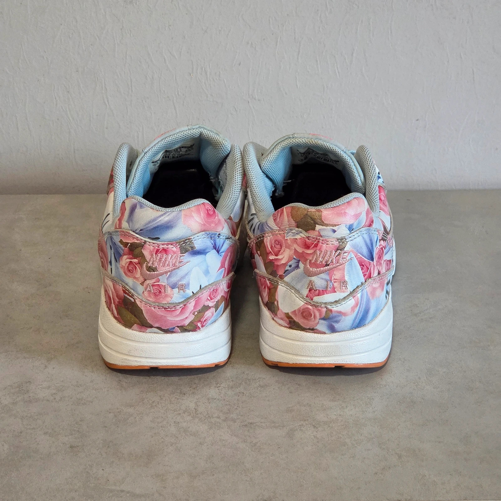 Sneakers basket nike air max fleur floral Motif taille 38,5 – Nike – taille 38.5 4