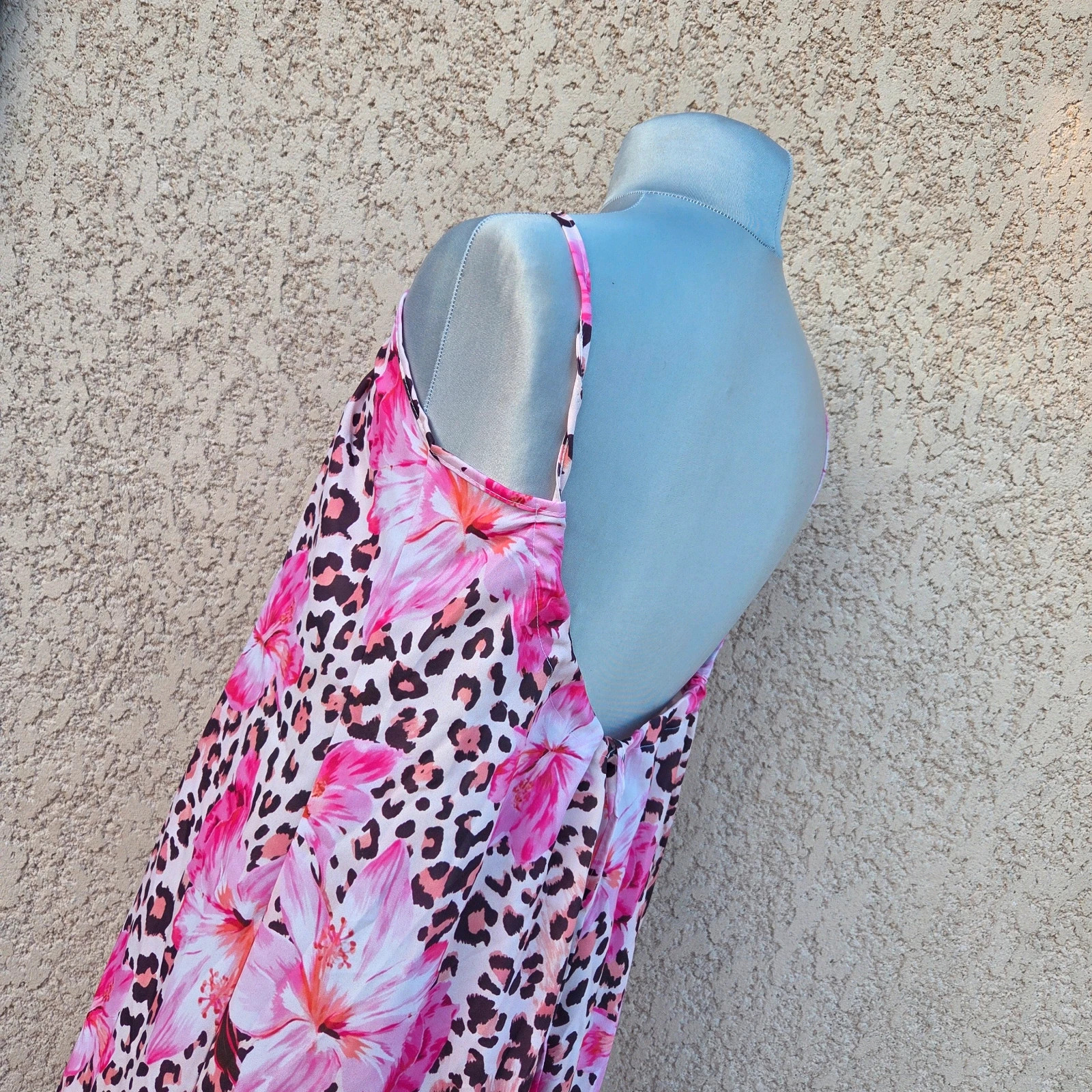 Robe longue dos nue neuf taille S/M léopard fleur rose – taille M / 38 / 10 5