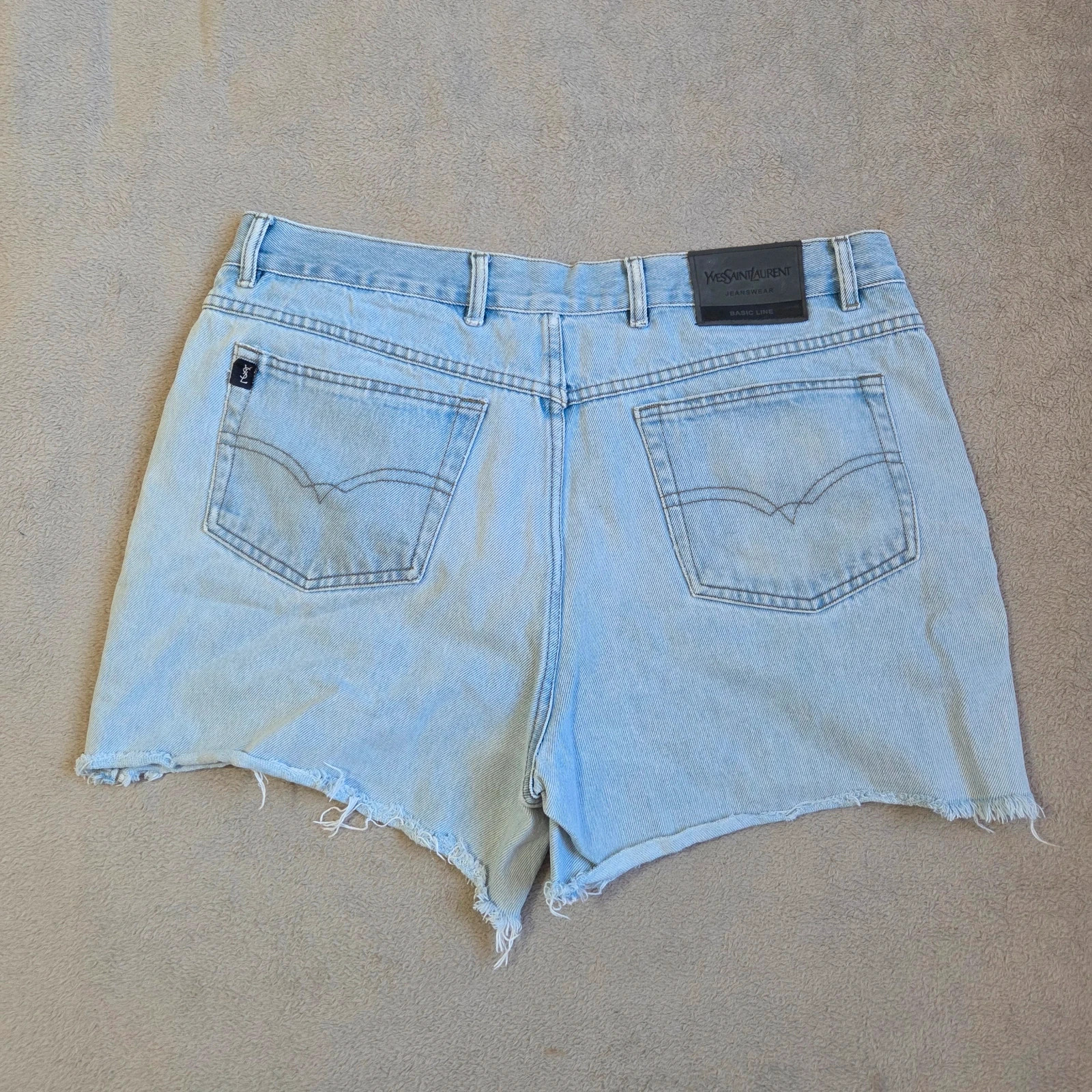 Short jeans denim taille XXL Yves Saint laurent