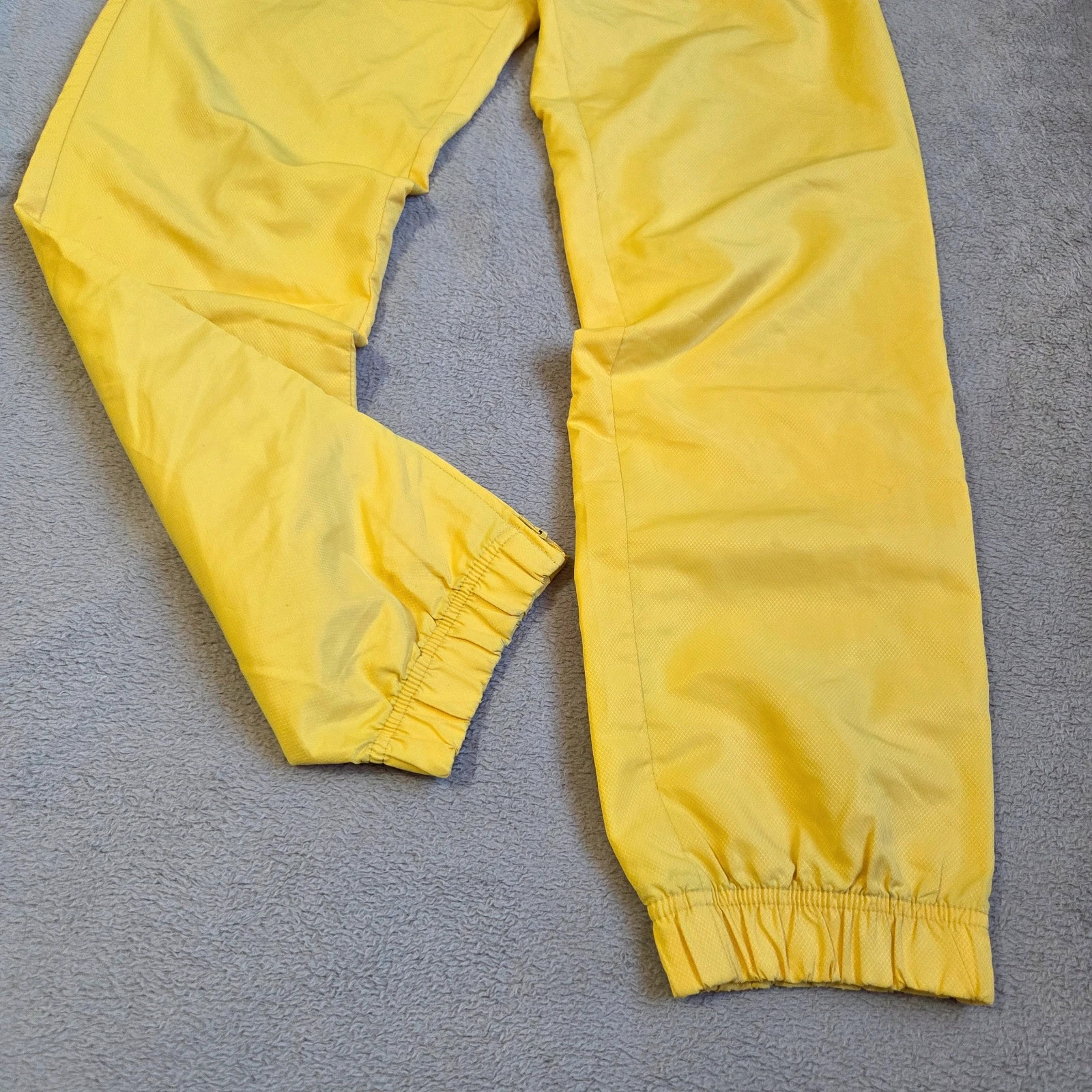 Pantalon survêtement jogging sergio tacchini jaune taille S – Sergio Tacchini – taille S 5