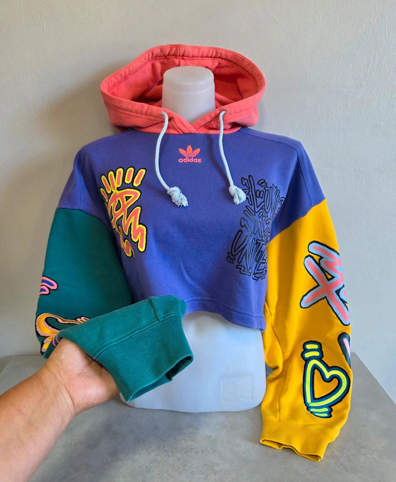 Pull sweat woody sweat-shirt capuche court crop top taille L40 Adidas multicolore – adidas – taille L / 40 / 12 4