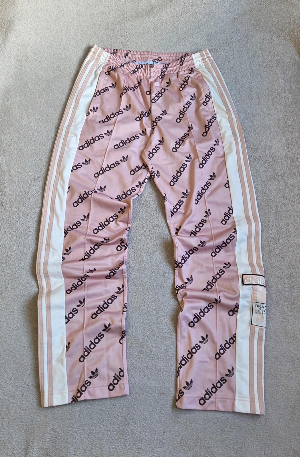 Pantalon survêtement jogging Adidas motif bouton pression neuf taille M 38 rose pale – adidas – taille M / 38 / 10 2